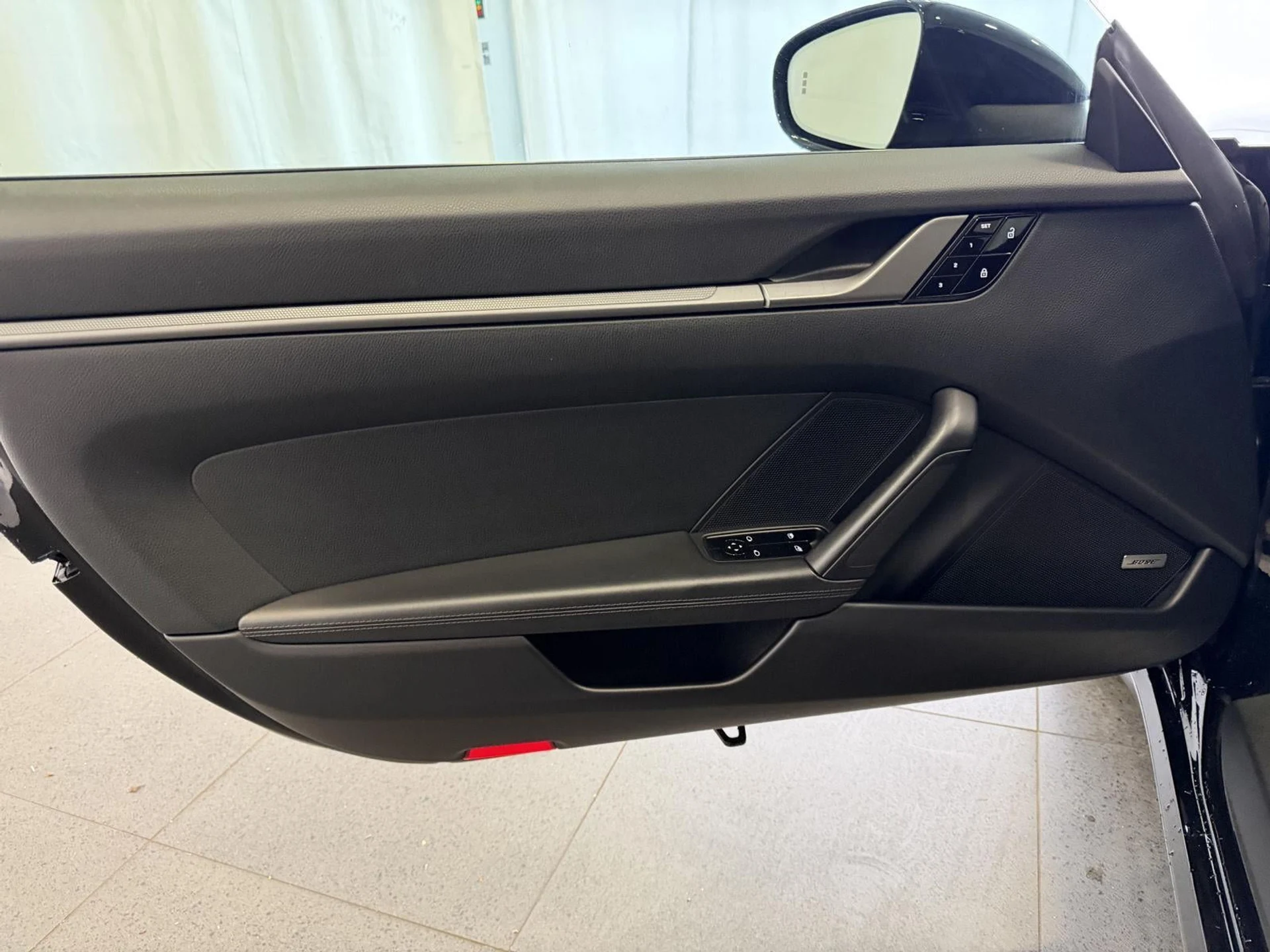 mph014_2114808225_254cb4e44080b7ceddca320eaf058d19x_4e250c38c1