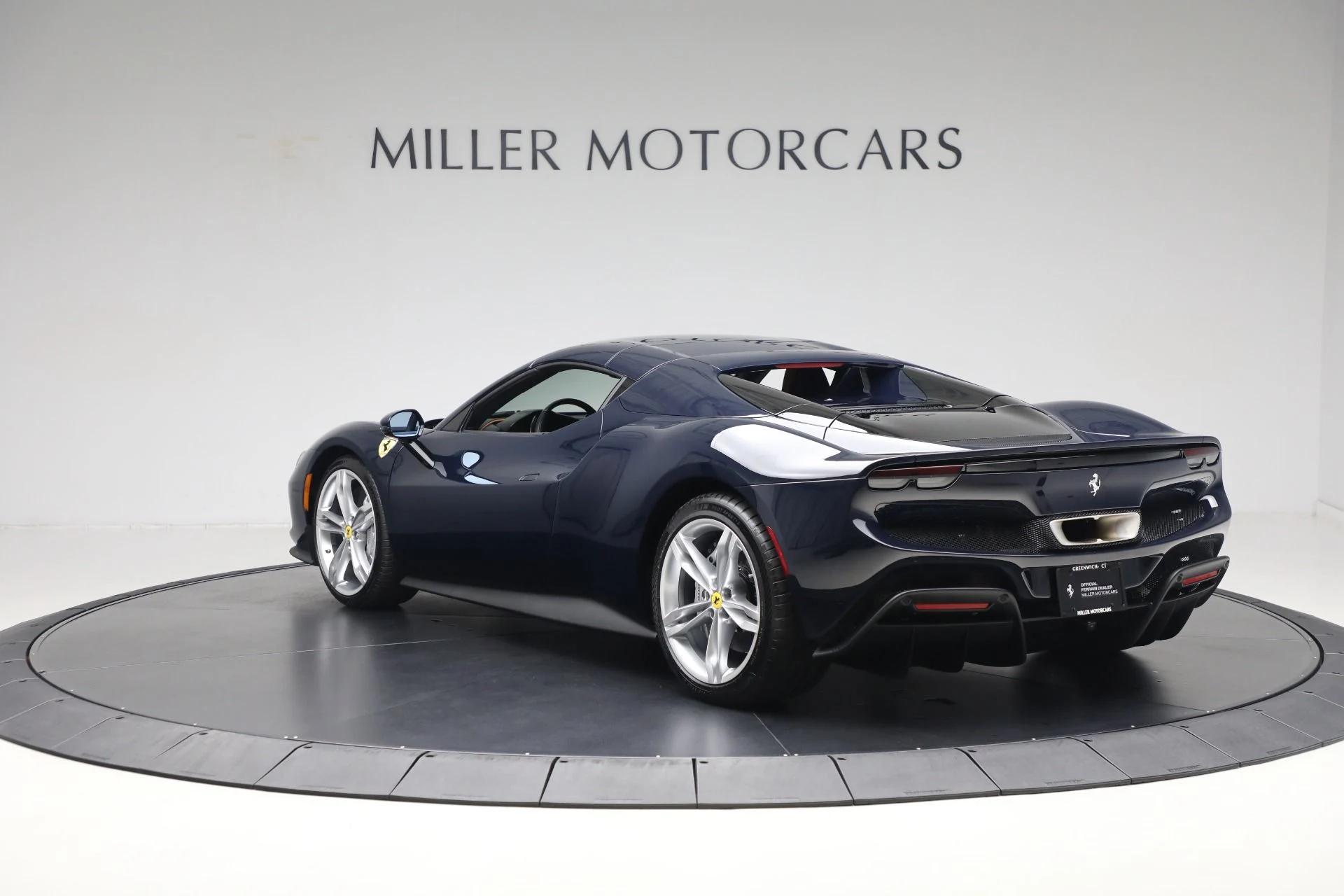 mph014_2122103305_Used_2023_Ferrari_296_GTS_232087a994
