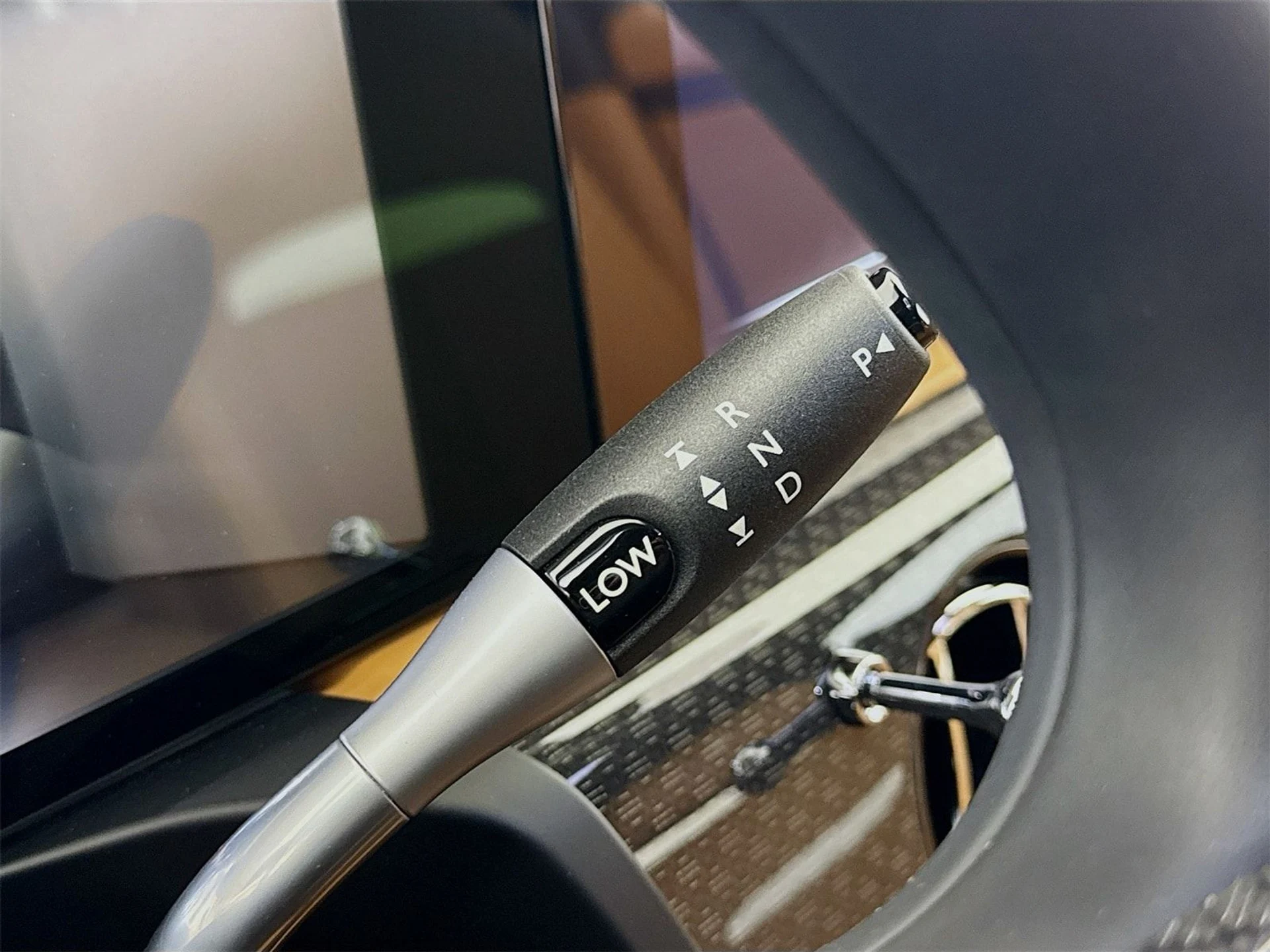 mph014_2122571167_40e7a62e4d06e3b66d4f4f884910f81cx_c2026df7c1