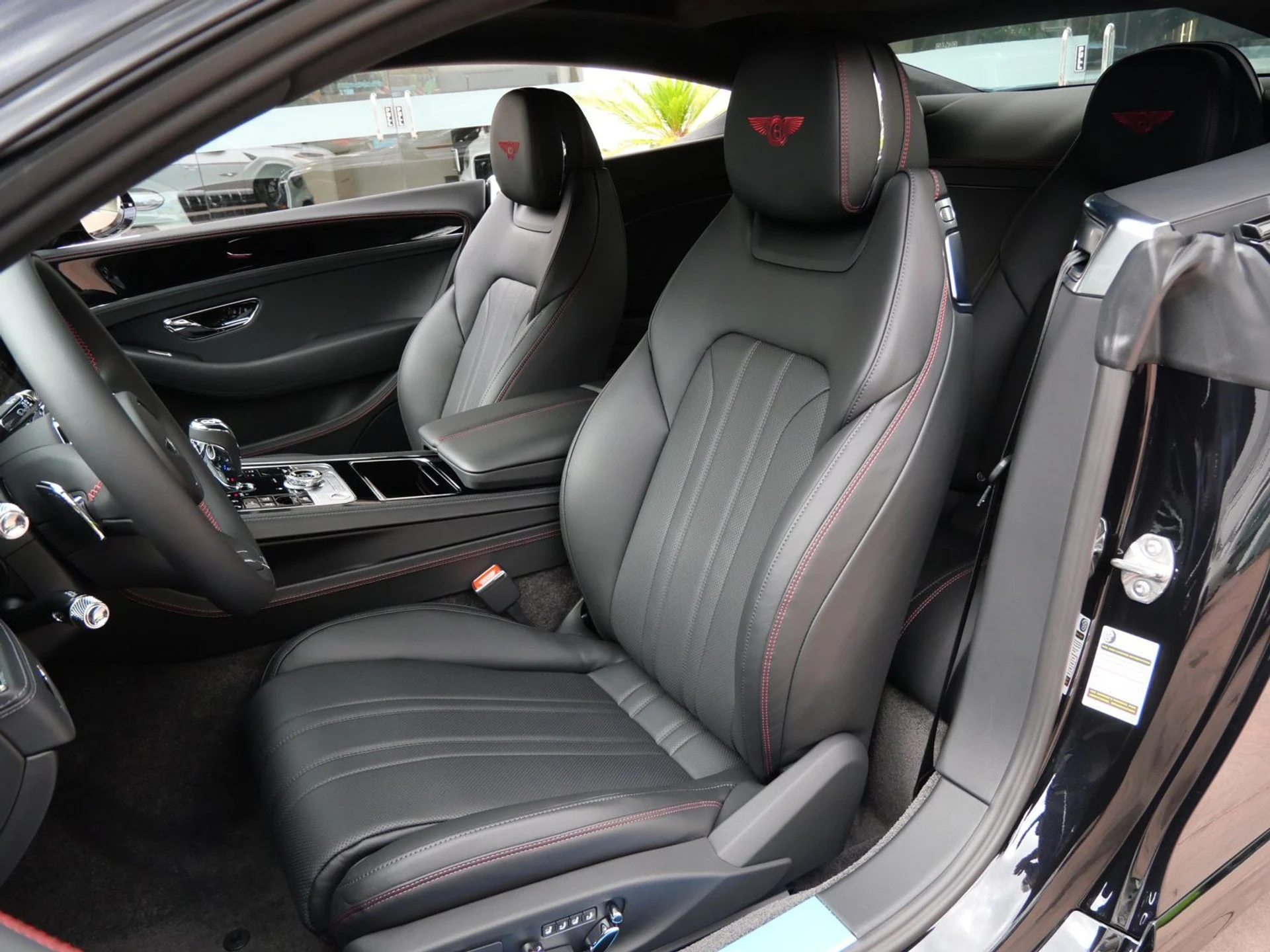 mph014_2123659822_5d3f632efd05adeb968c28d5234a2717x_c5c81b66d7