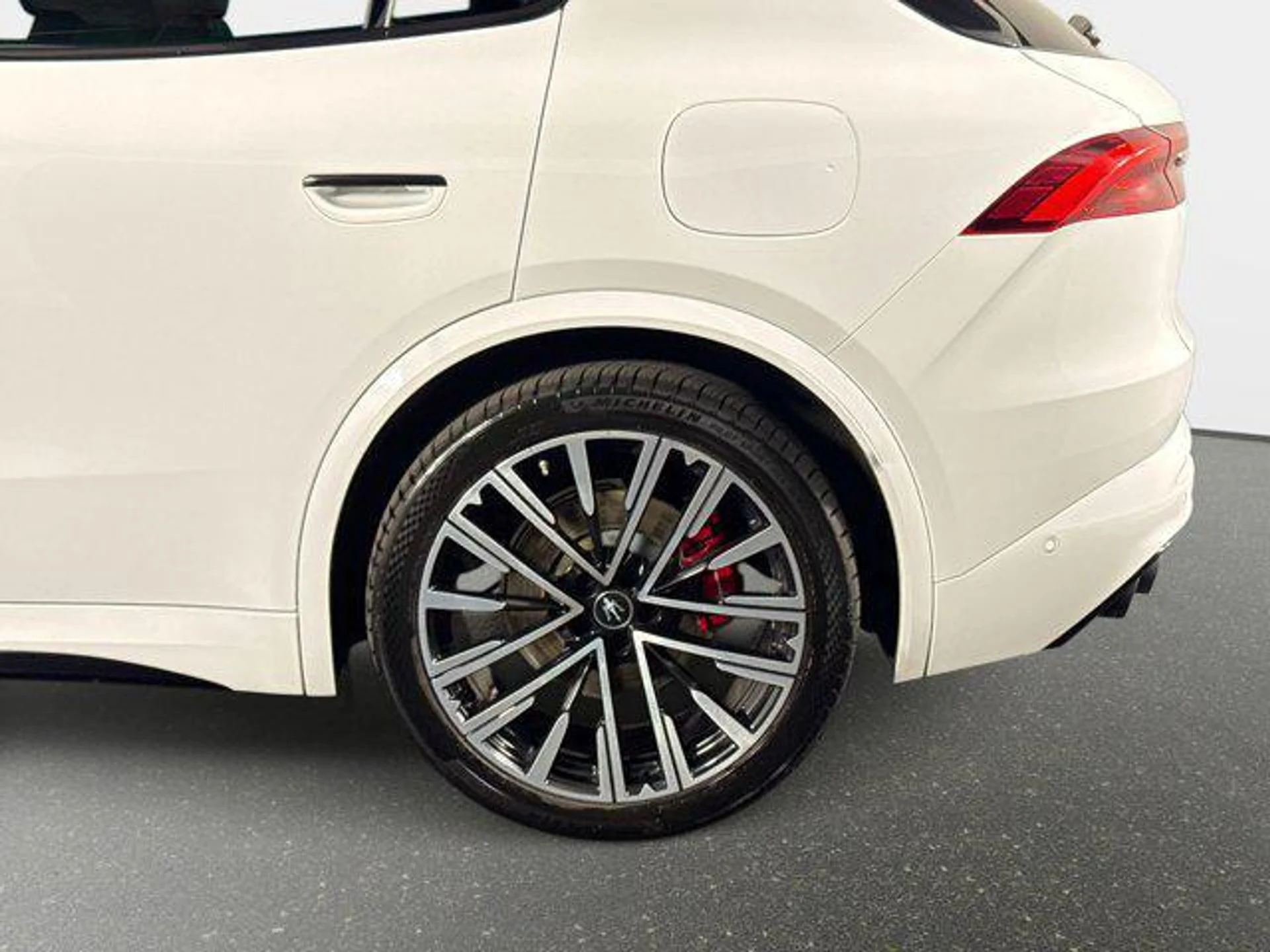 mph014_212893236_0_SF_Sp_L_Lk_Lkk_Ku1a_Ms4k_Z_IO_Vgw_6cb1194aad