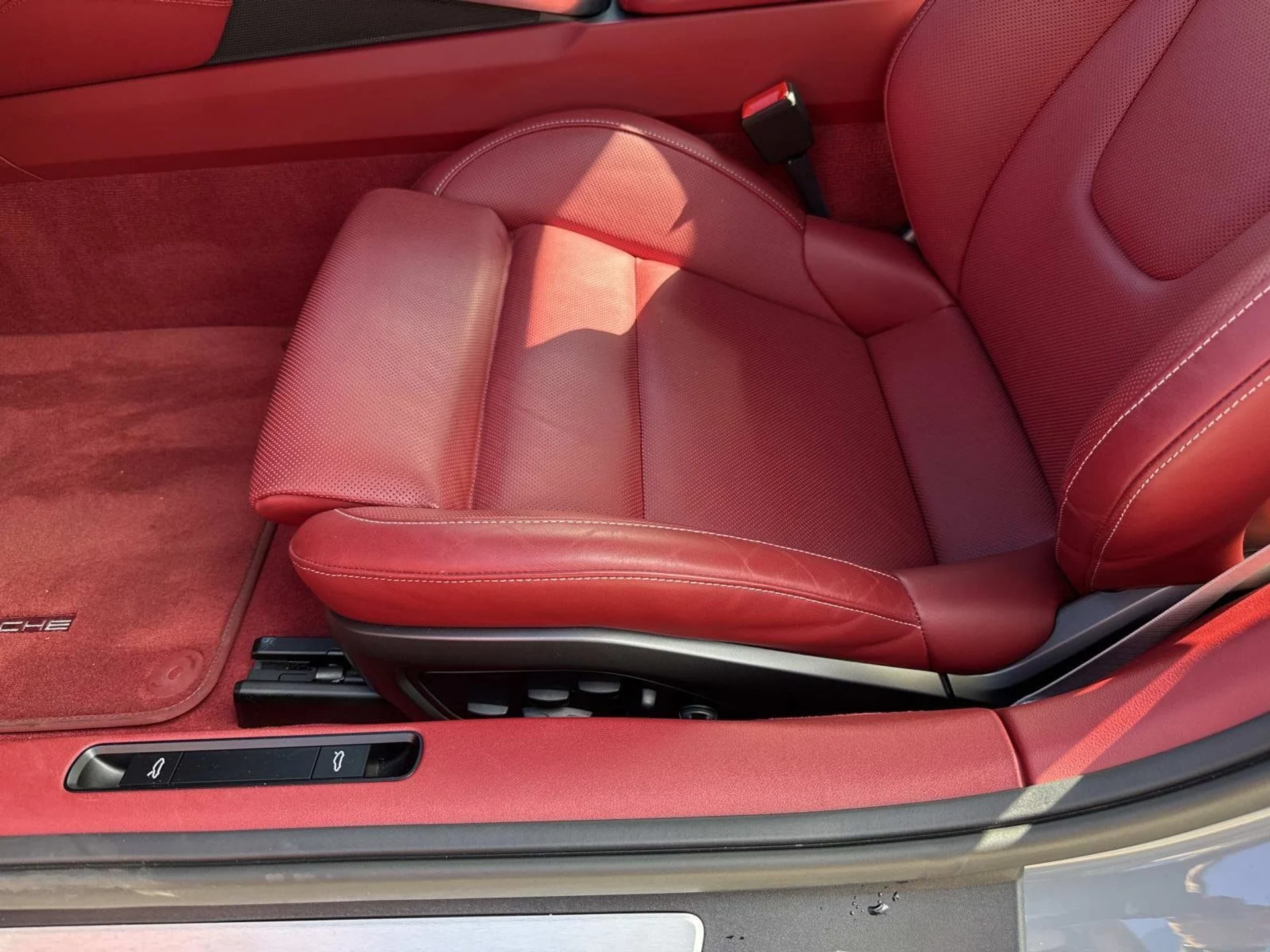 mph014_2140364445_f534777314626845bf52a32956d58e07x_b9ae4c27fd