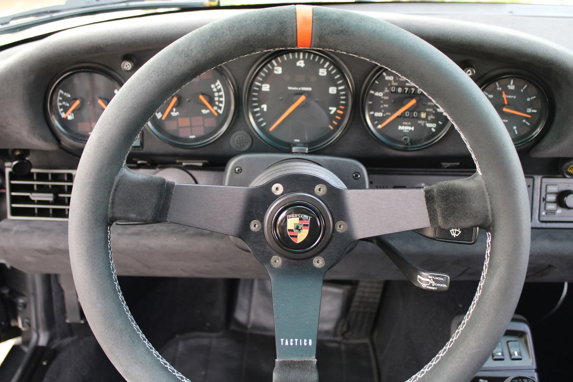 mph014_2143458364_5546203bcf8da160eb6184c840a20b3bx_19d446cad5