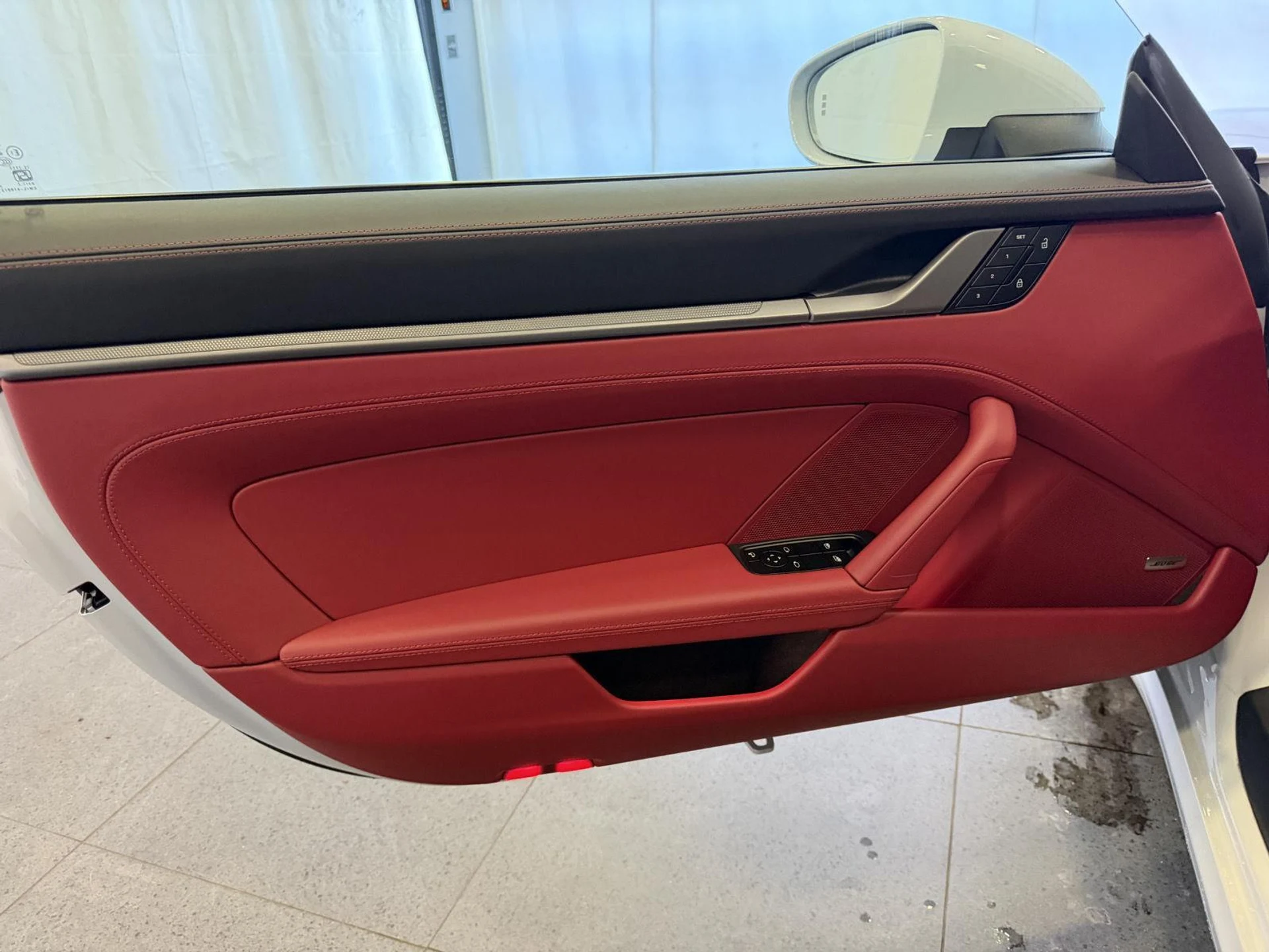 mph014_2143821701_c32ff4aea9d1f0ce4b8ff848c44304c3x_1f77d2ffa7