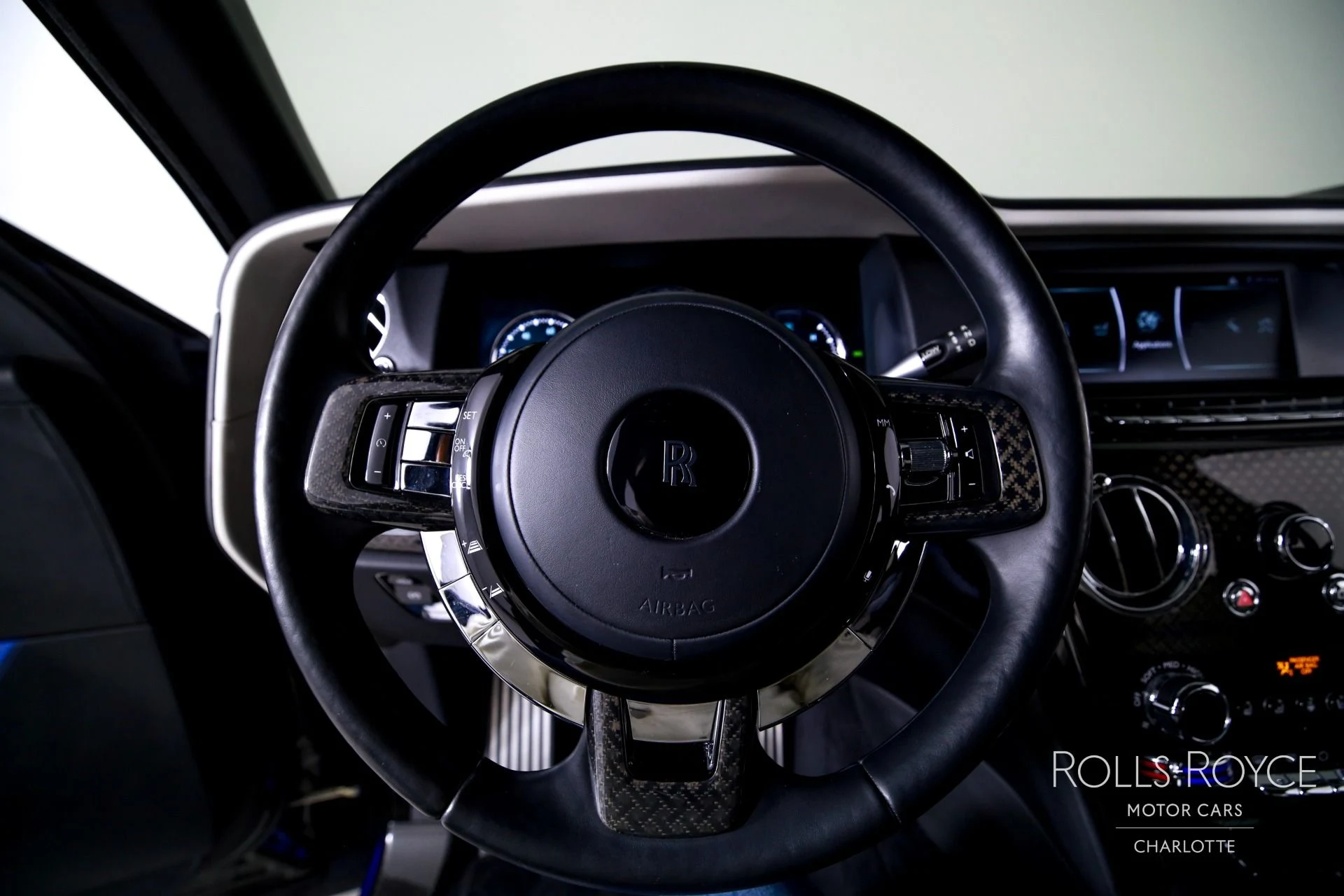 mph014_2145605271_Used_2021_Rolls_Royce_Black_Badge_Cullinan_1768490546_6ccc209739
