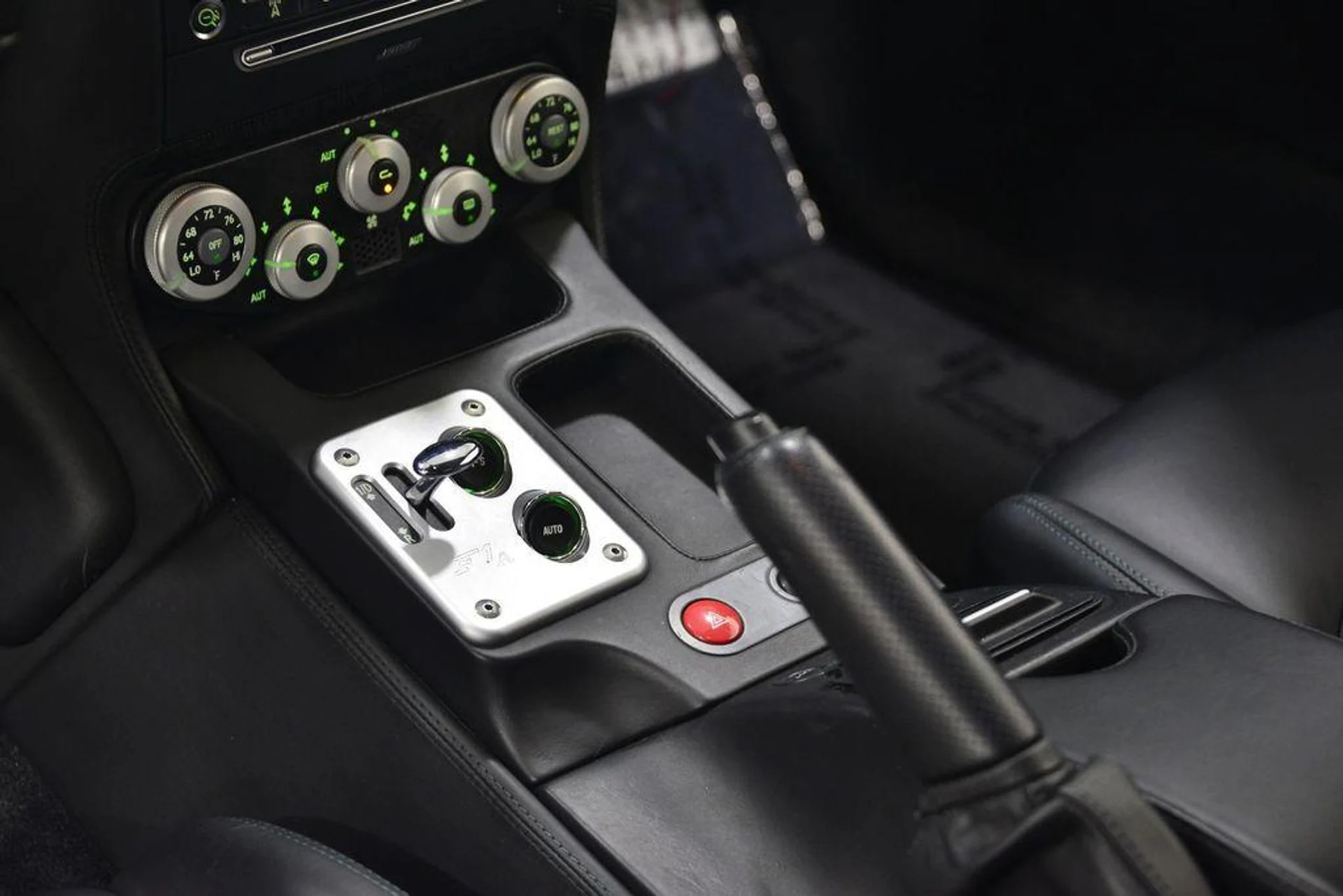 mph014_2147021842_YXZT_70_3_GC_7eg_X6z29_L2u_Tj_P4y_E_a45abff658