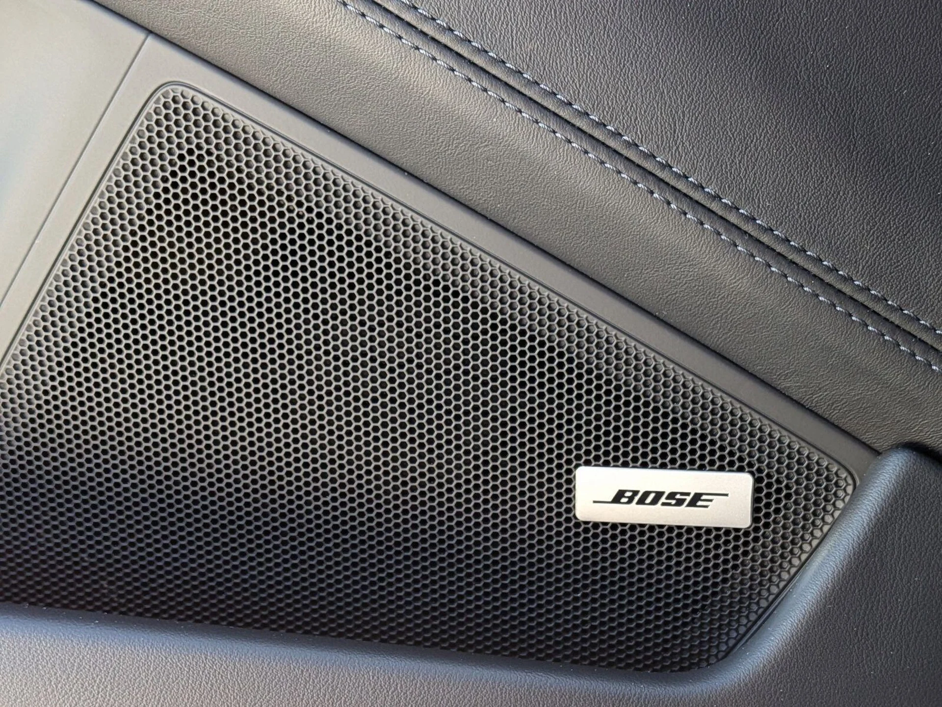 mph014_2149312025_234d235b5f63d542c7a3128d9f881b9fx_7ce9b12fd0