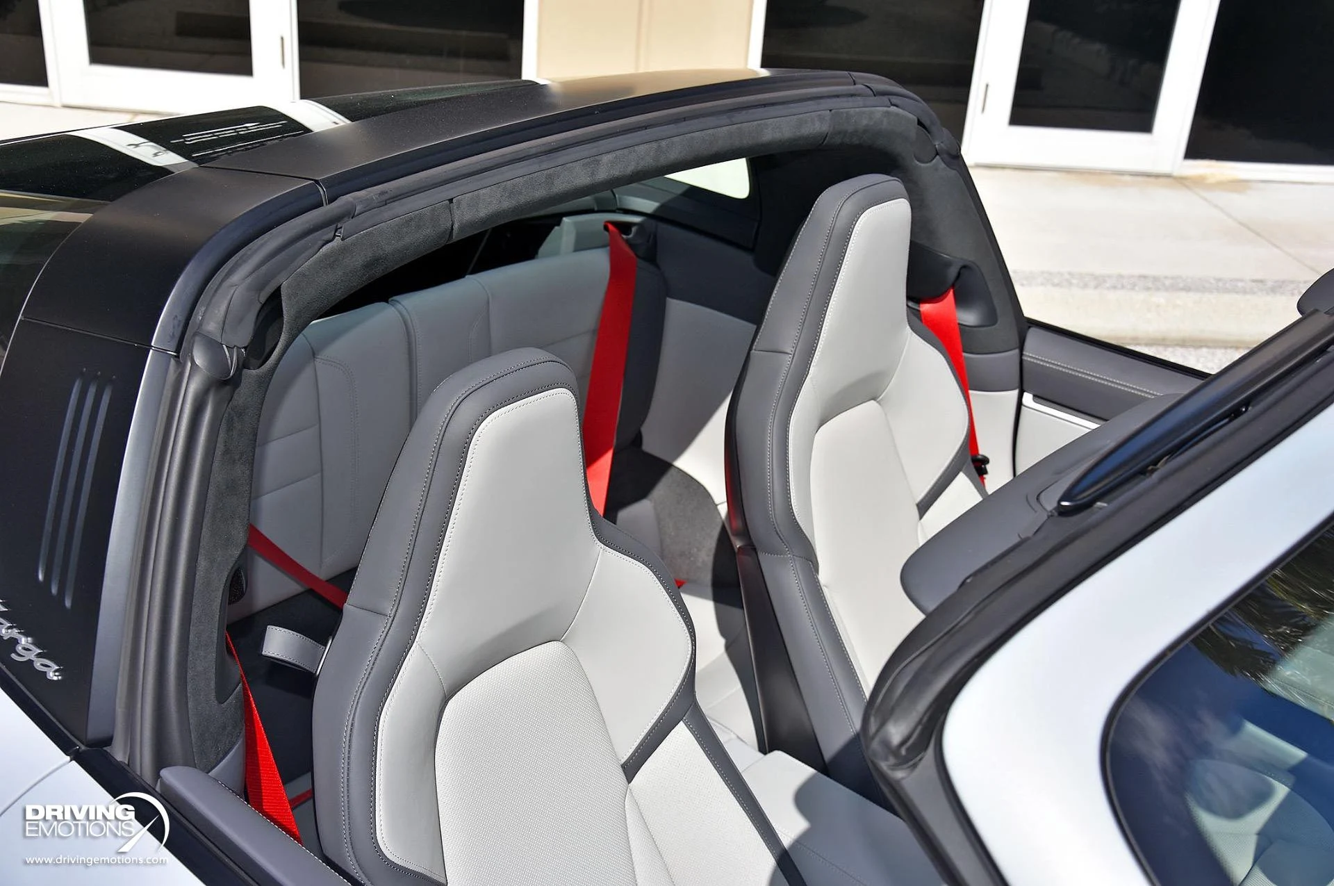 mph014_2149798792_898_p15_l_ff54b2b330