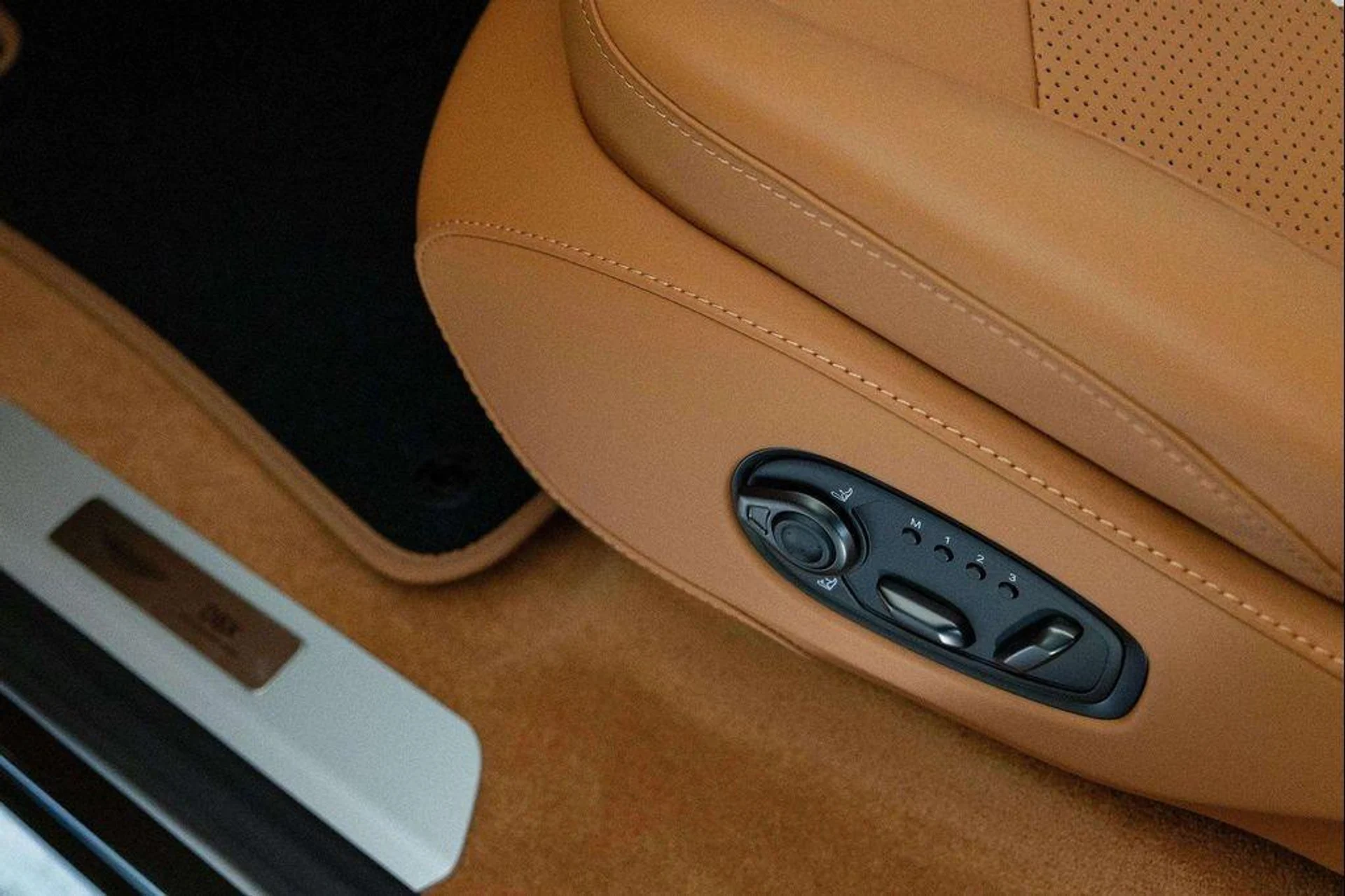 mph014_2151338829_Zq_Gja_e_X_Ptqjk_X7_UMXAJ_0j_PPY_67b66cc7f1