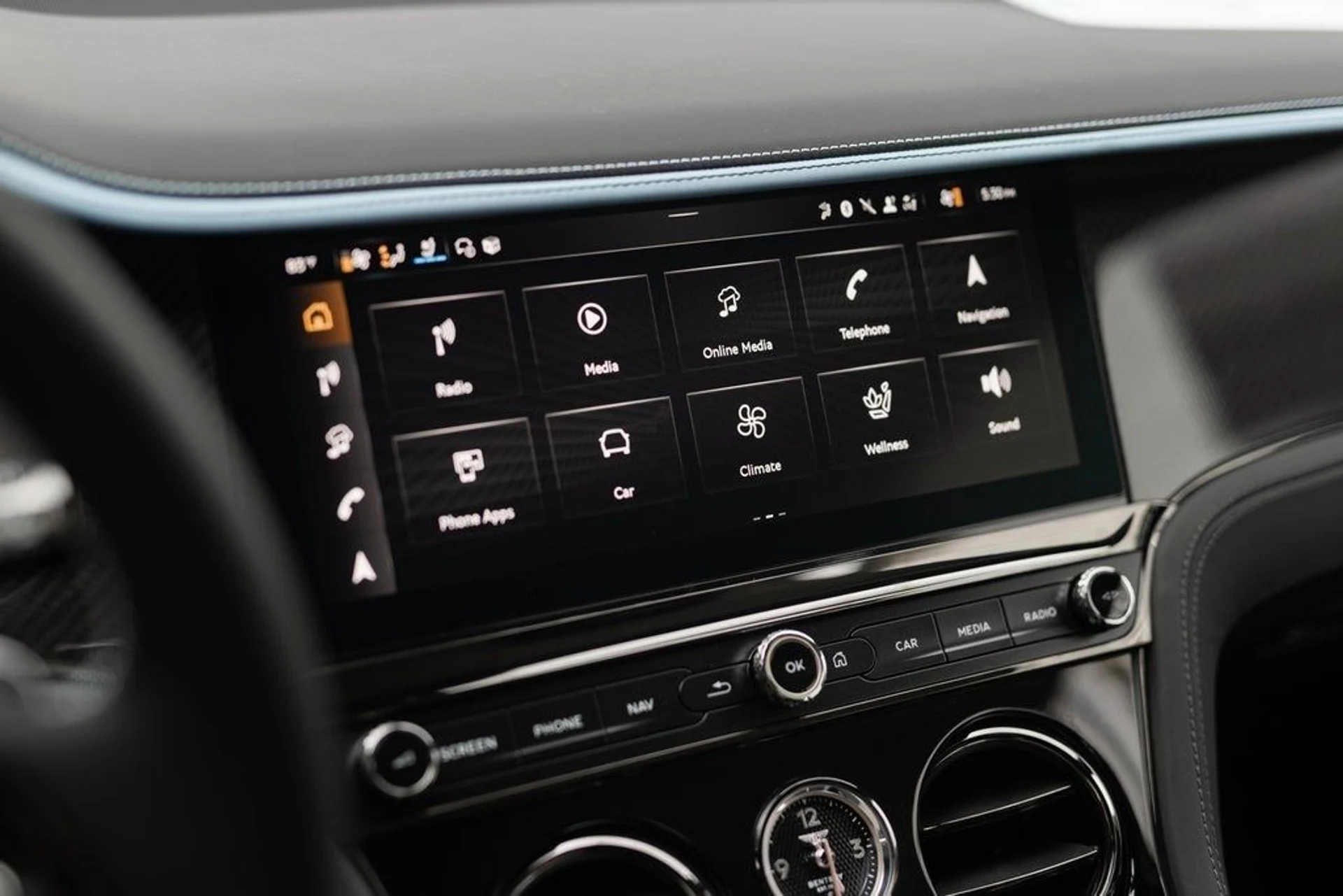 mph014_2153344871_d420bce9f89e33b55d2d87e80044f147x_bc36e0d2e4