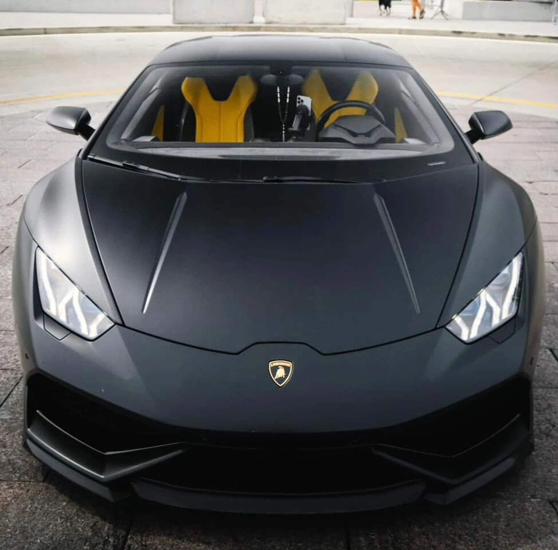 mph014_2158776774_Used_2015_Lamborghini_Huracan_LP_610_4_1770680879_6a644ee8bc