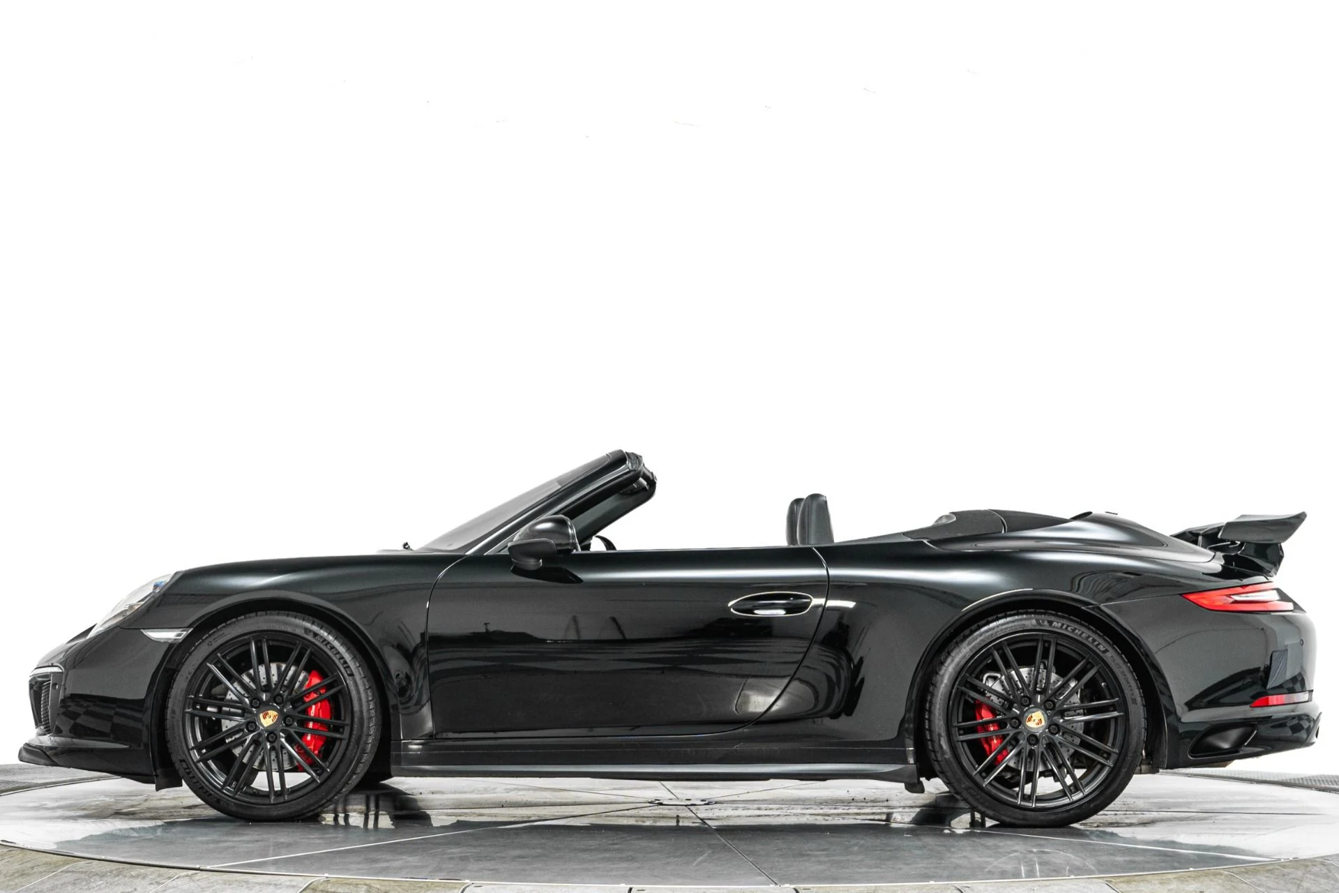 mph014_2158991513_Used_2018_Porsche_911_Carrera_4_S_Cabriolet_1791915899_15b6a0445f