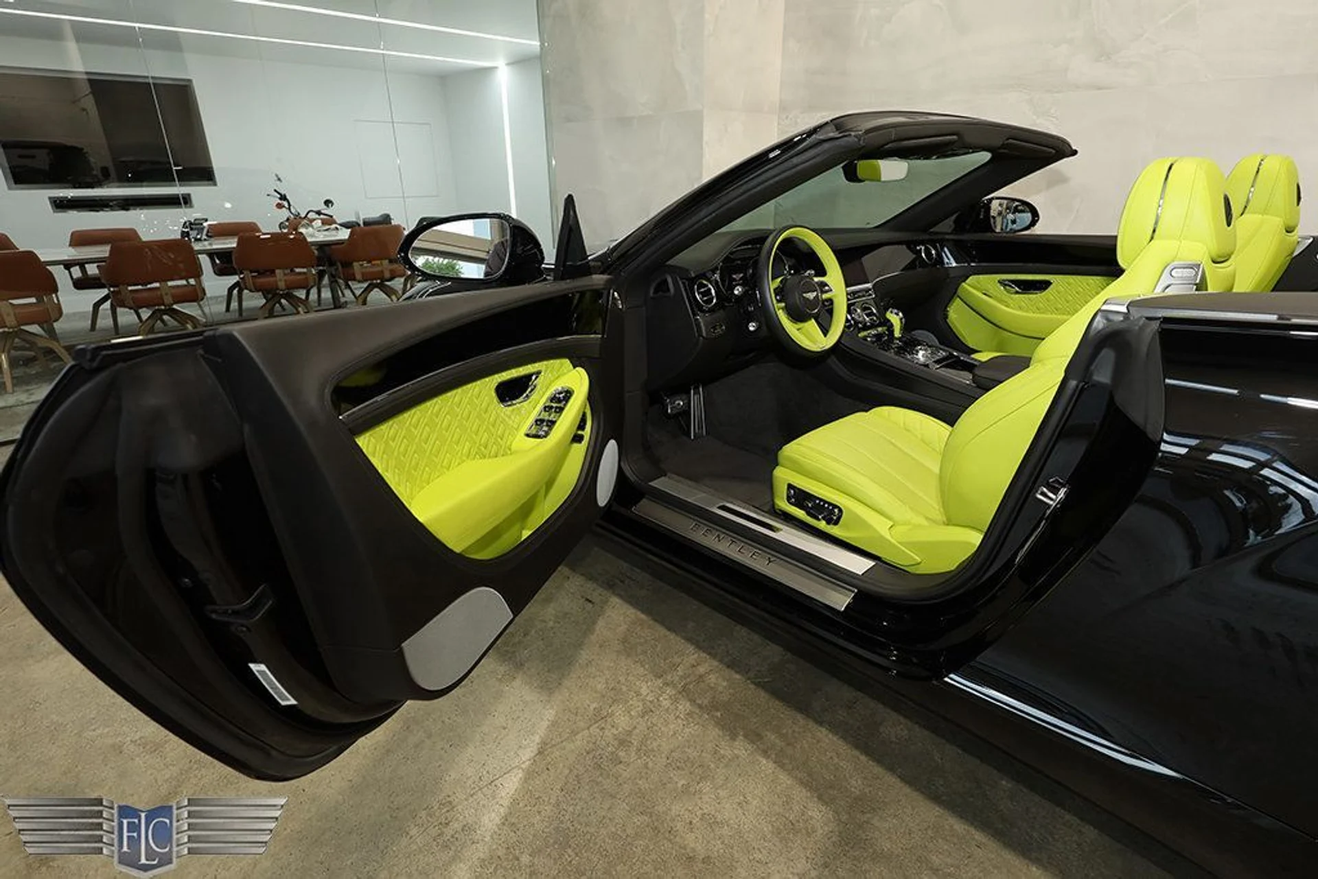 mph014_2164951640_used_2021_bentley_continental_gtcv8convertible_9689_22975128_15_1024_4675ffea05