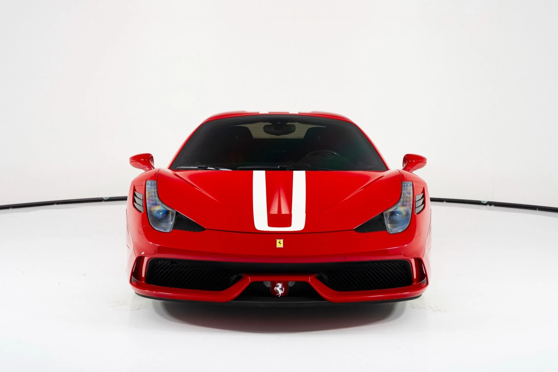 mph014_2165434806_Used_2015_Ferrari_458_Speciale_Aperta_1760122843_c57937e4f5