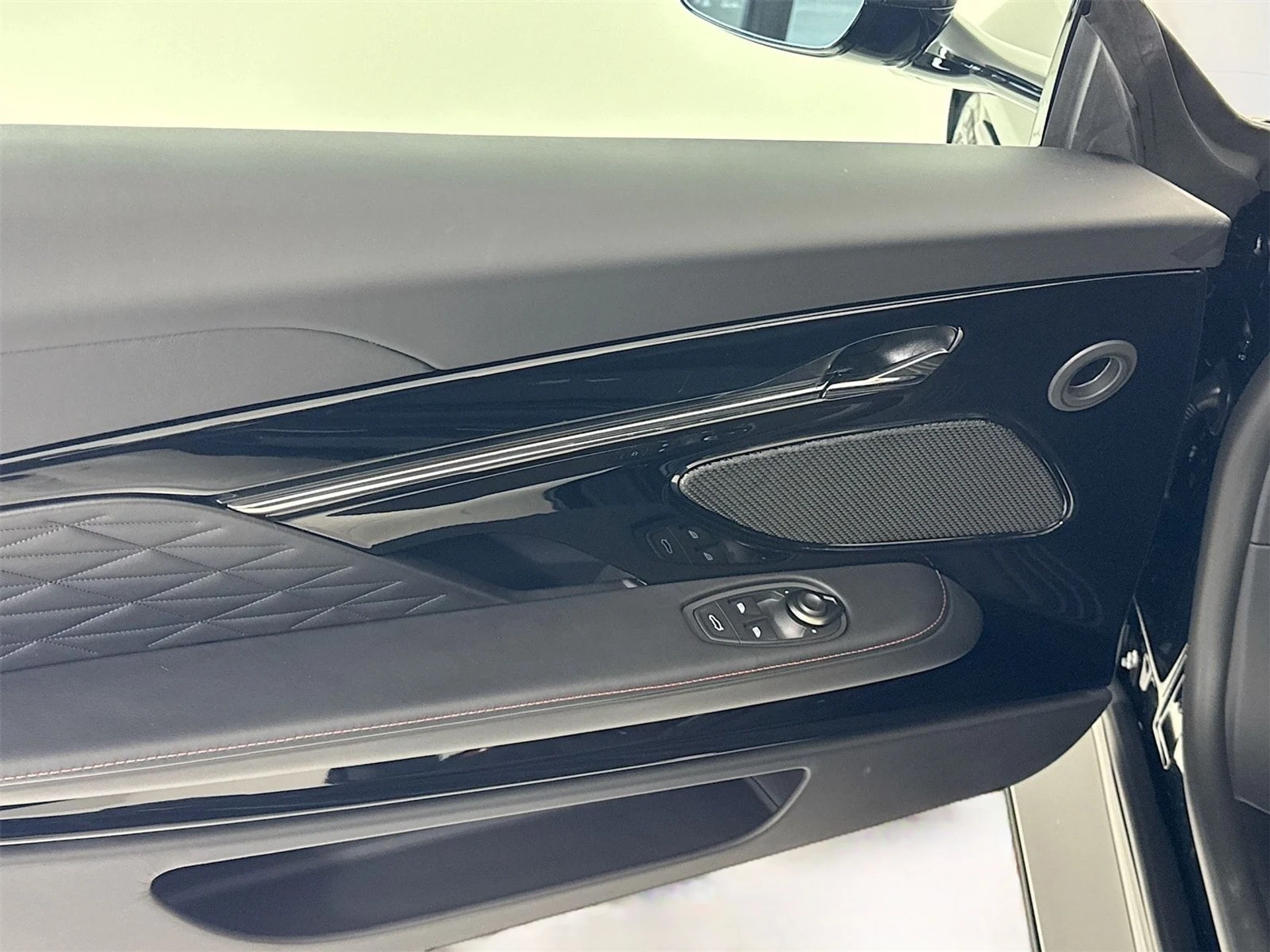 mph014_2168952720_b3b223121b88d472c5aba12c6f36ee15x_a259ac7451