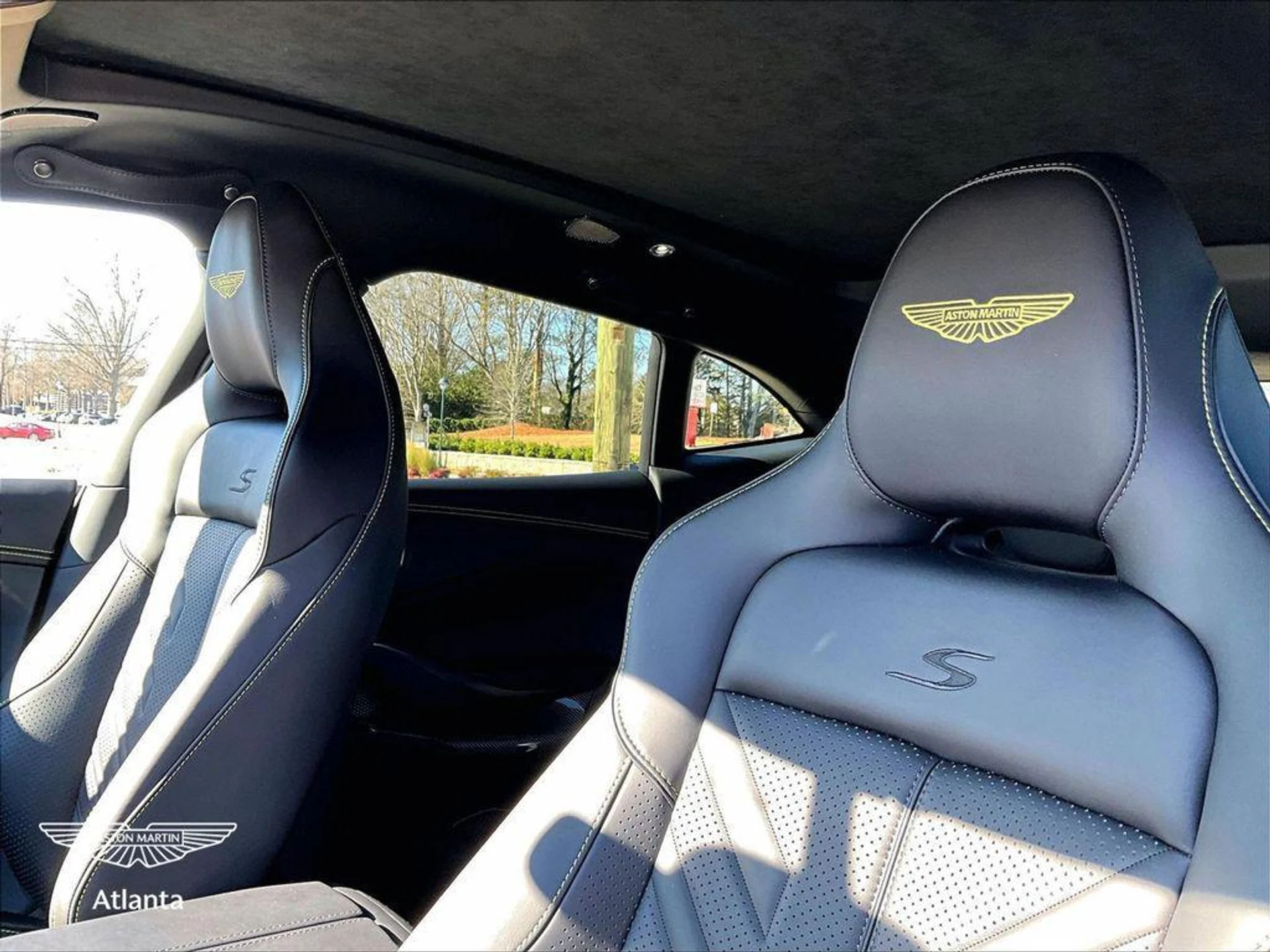 mph014_2173668581_b_EBIPQ_86a_Rbq_Yxqm_Eqz8_Sue3gsk_ef324ddca1