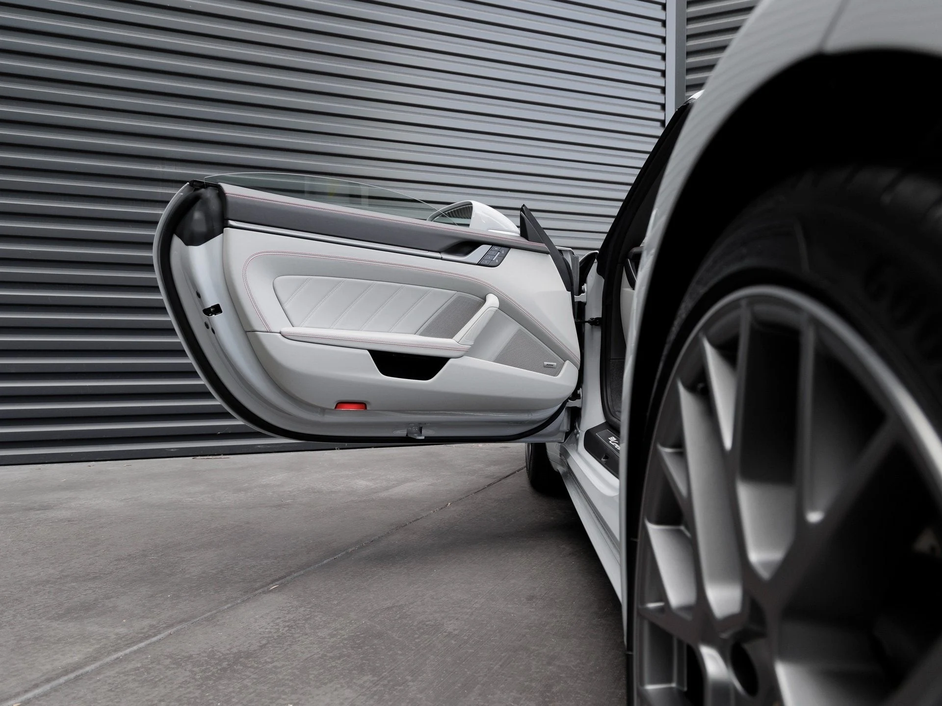 mph014_2177260847_15_47c1303e8c