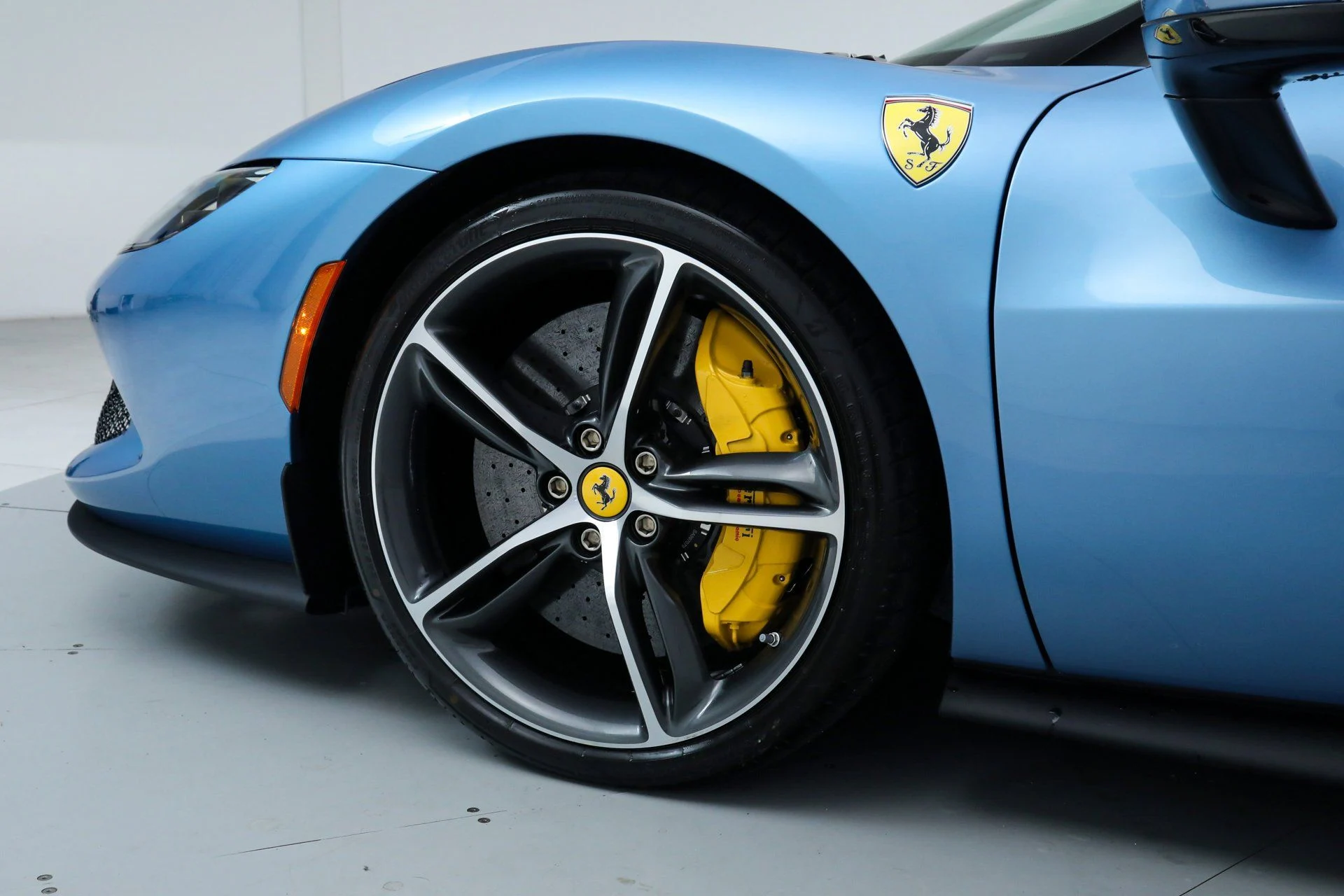 mph014_2177729639_0a4a2f17d3384eb7aa6aea29a52fa7aa_9904937d0d