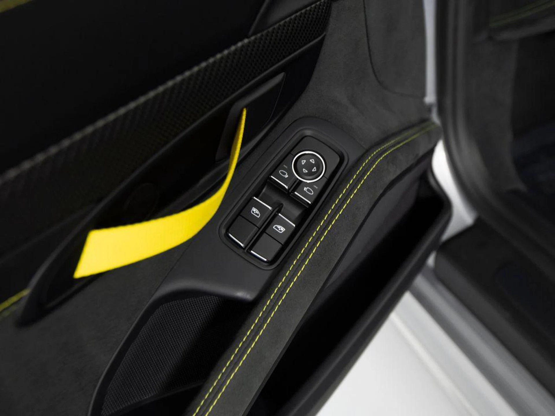 mph014_2178505846_92v_FP_nf0z_1f8t_MB_Lq_NS_184_O3_I_2ca24d054a