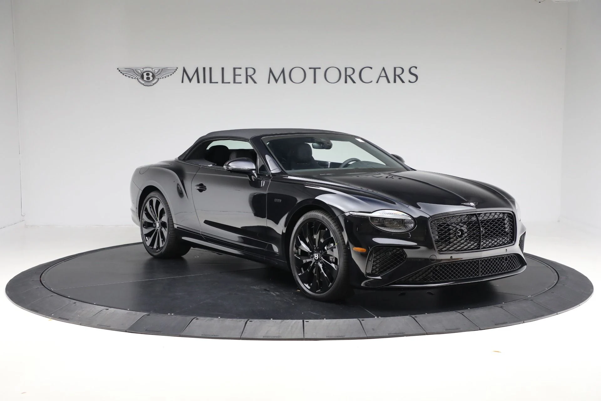 mph014_2190510888_New_2025_Bentley_Continental_GTC_Black_Edition_9245905d89