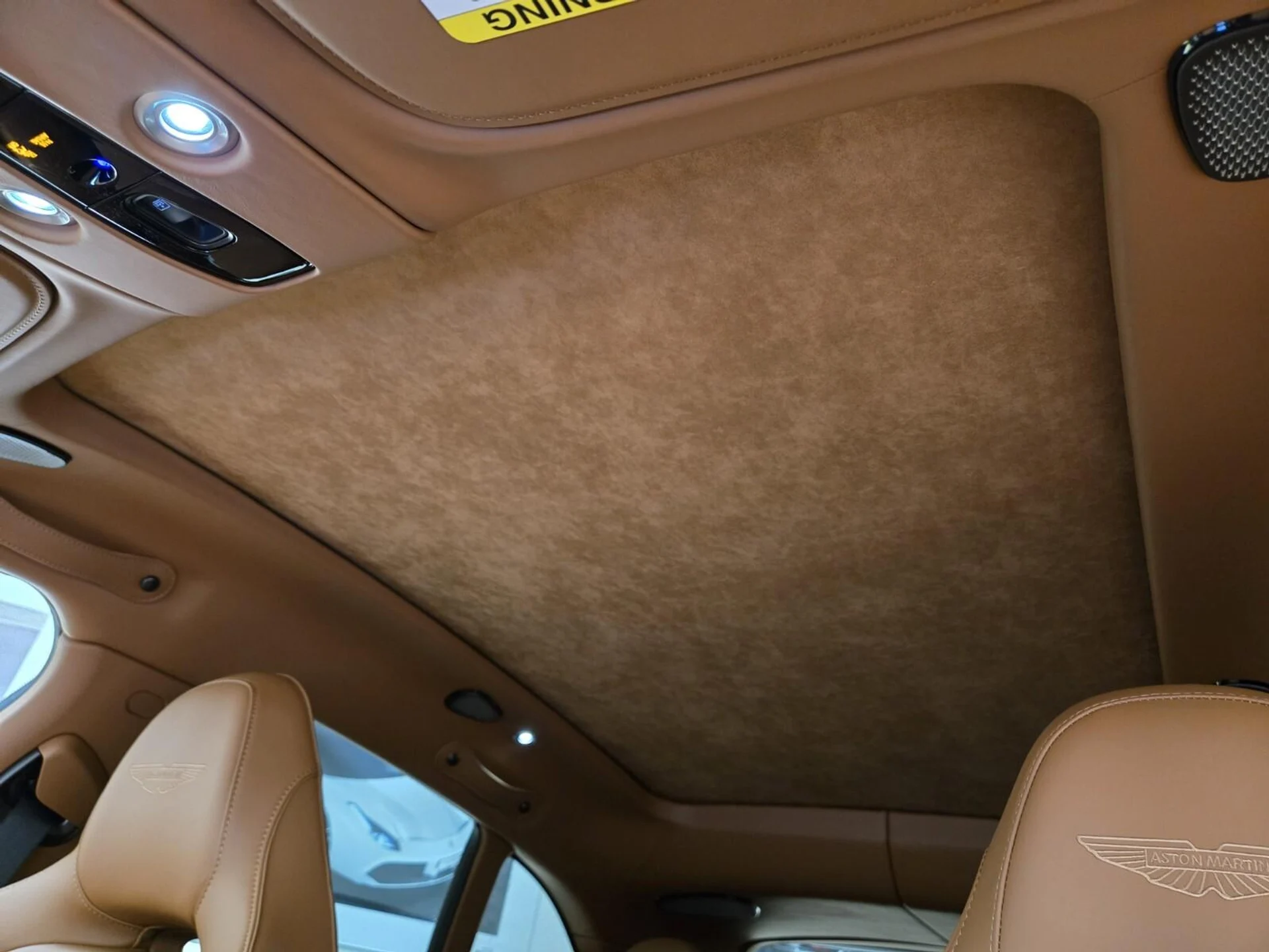 mph014_2195235499_New_2026_Aston_Martin_DBX_S_1776489473_b597b7211b