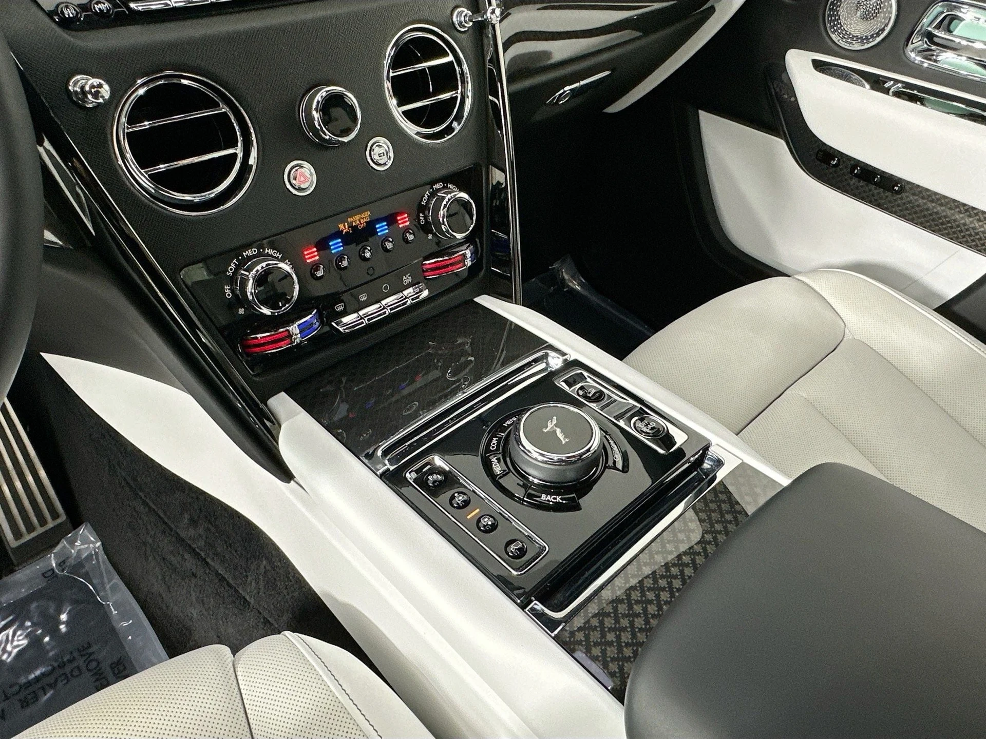 mph014_2198449266_15_bacaa8f5b3