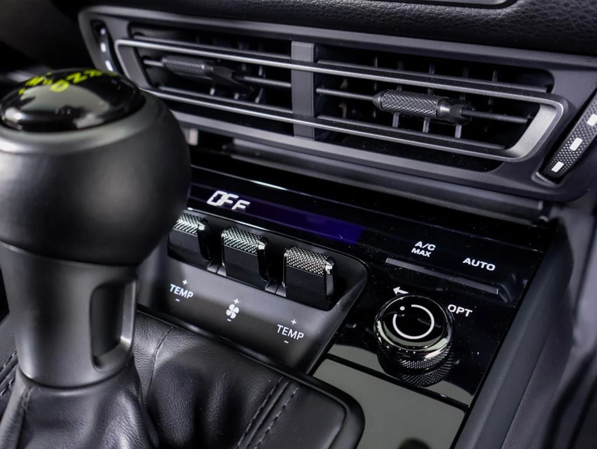 mph014_2199056169_0498ccba6015bd194d897b2d08887fc6x_9b3b74f3ce