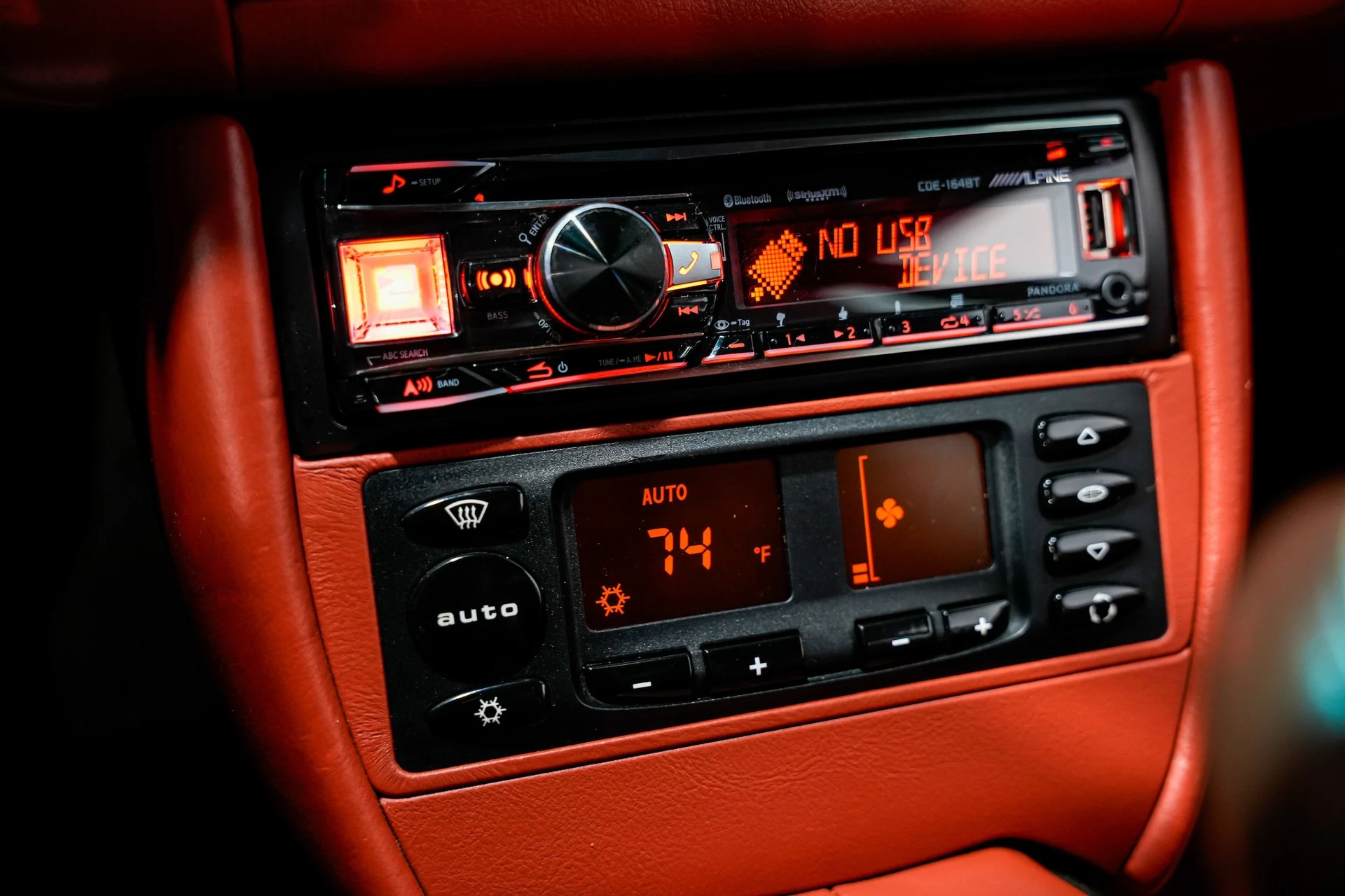 mph014_220268172_bac89402690e50ee6253cc007eba108bx_9ce18f3810