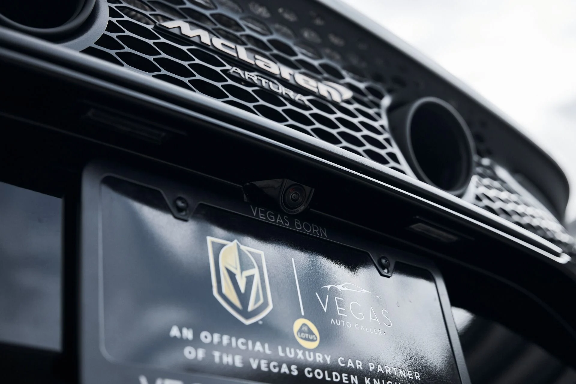 mph014_220476117_Used_2025_Mc_Laren_Artura_1769221466_e9085464ed