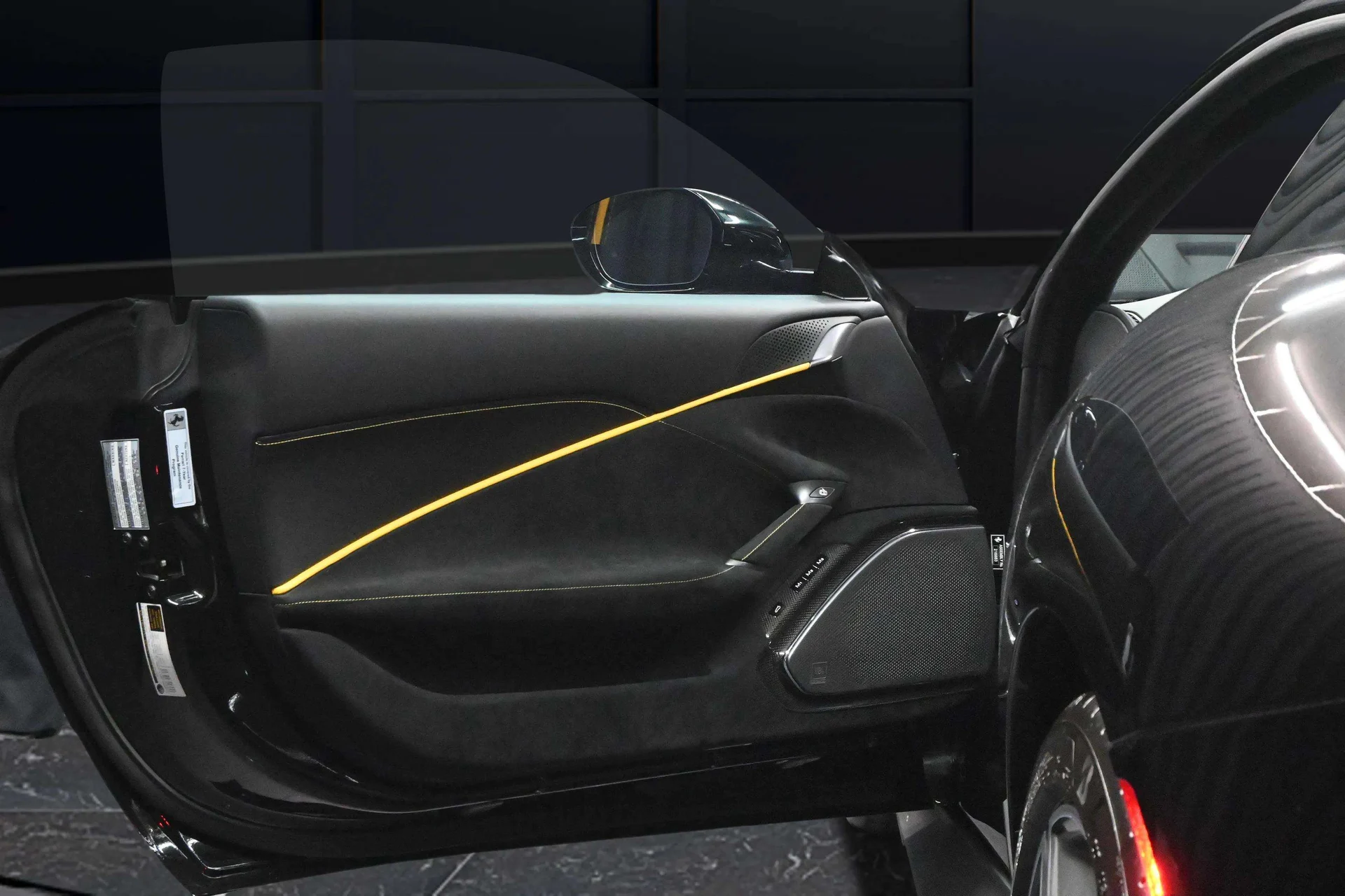 mph014_2209685665_23f75a87_7ac3_4278_b6f7_c6cdf6326fe2_1d4b6c4f57