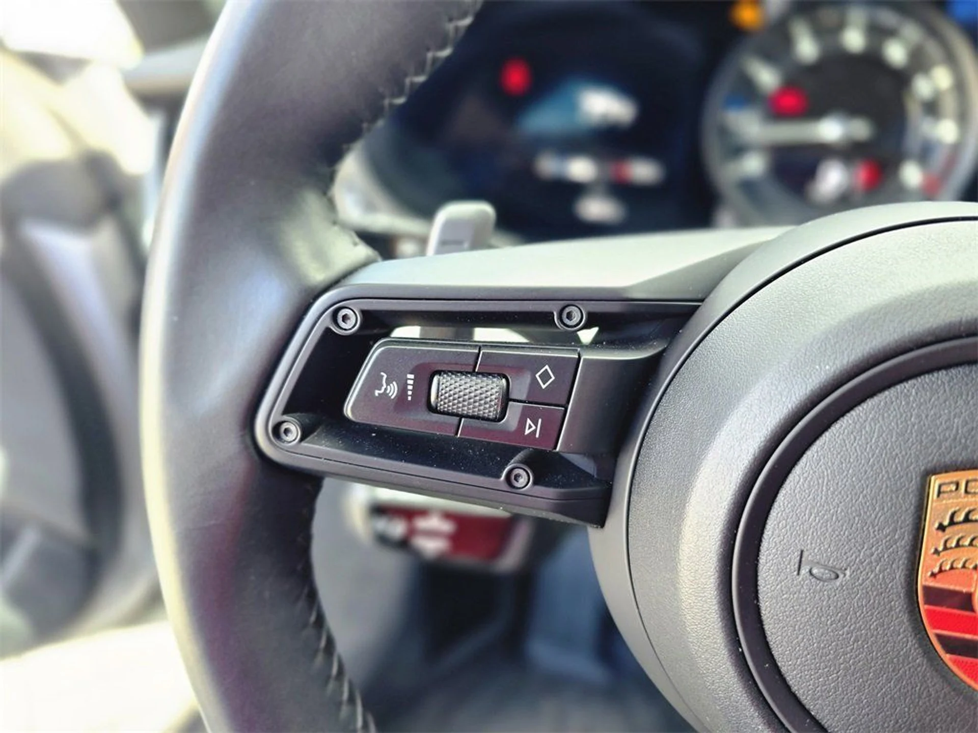 mph014_2211368758_52d02e95f011f56ae9000b97681da00c_2a0f238cca