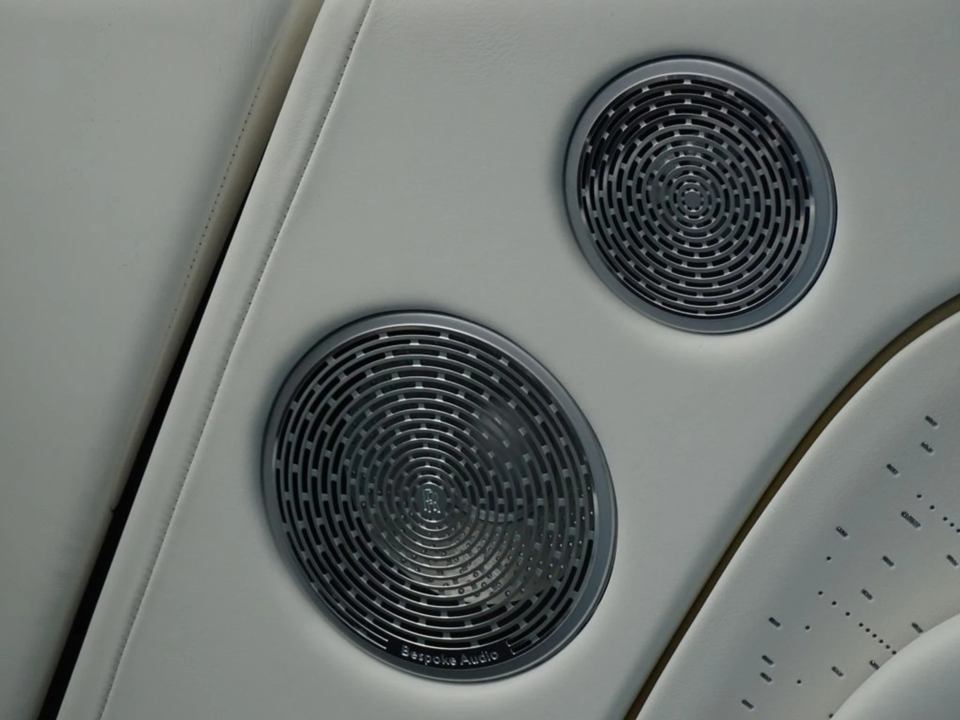 mph014_2211996424_fa0753c3be53340c40a42e00e0ffd21bx_8e057e4a67