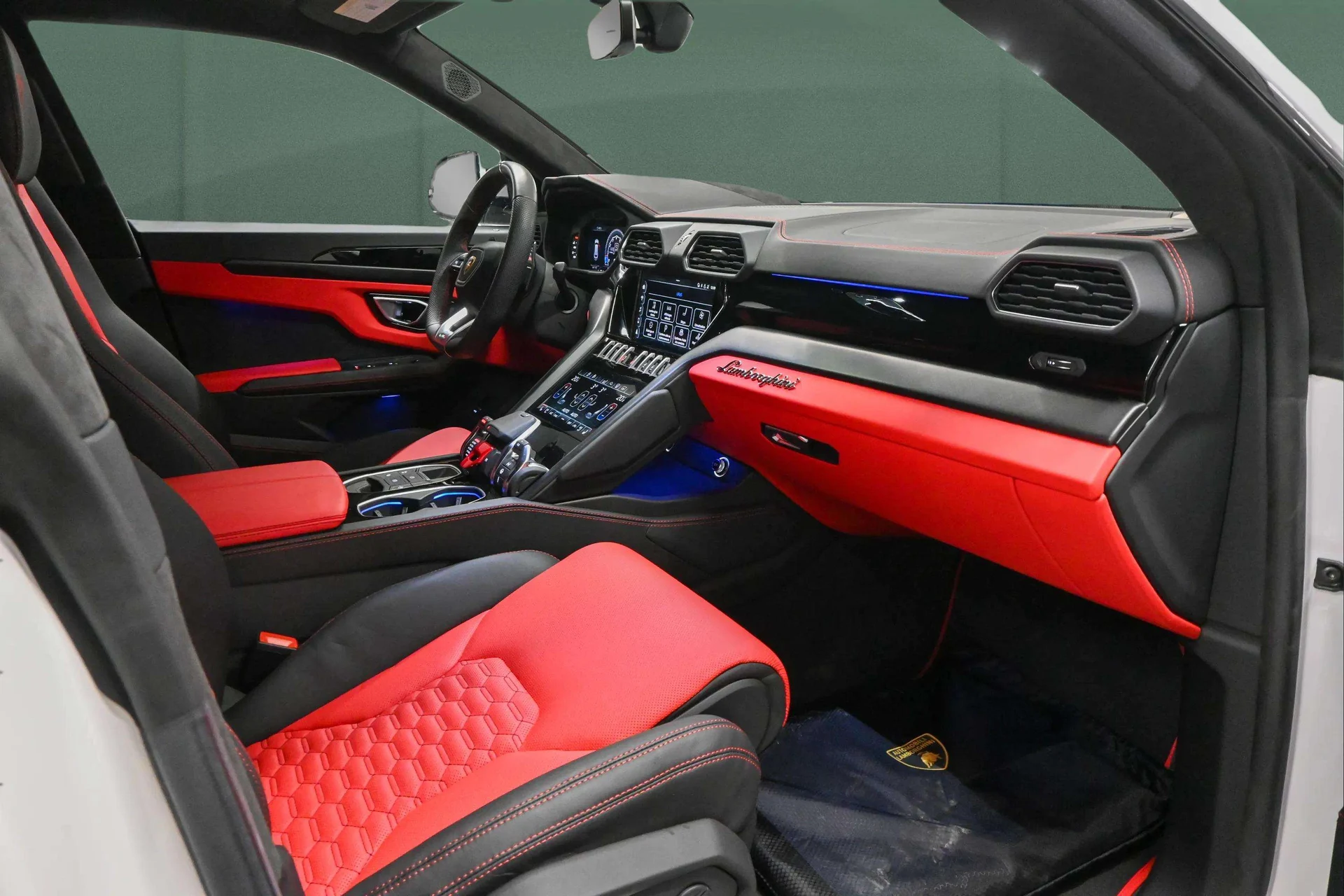 mph014_2218538216_13690f02_2f9f_4ee9_983c_ad956bad7b15_a17692f98c