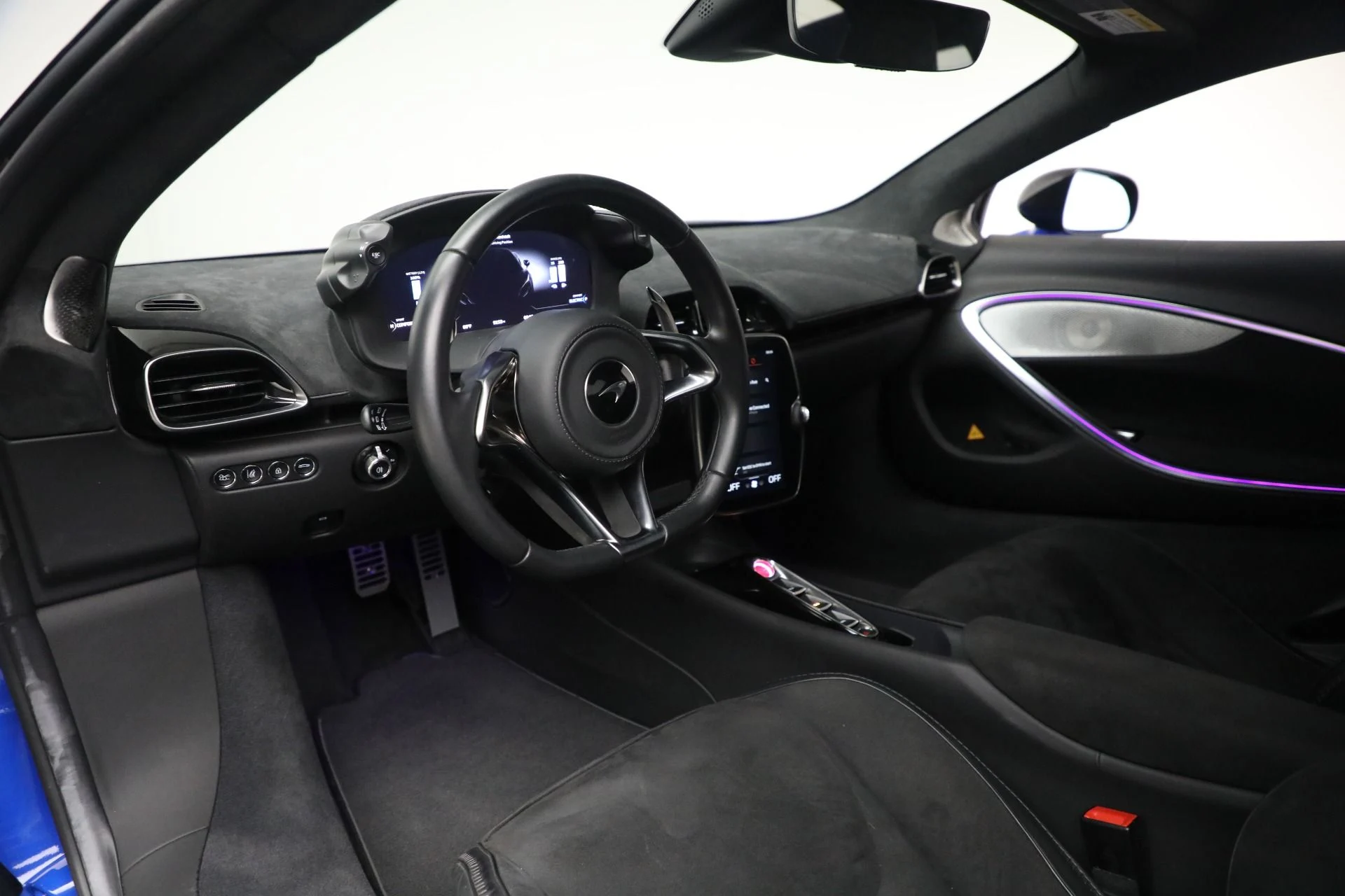 mph014_2220155821_Used_2023_Mc_Laren_Artura_Performance_9e4dc3338c