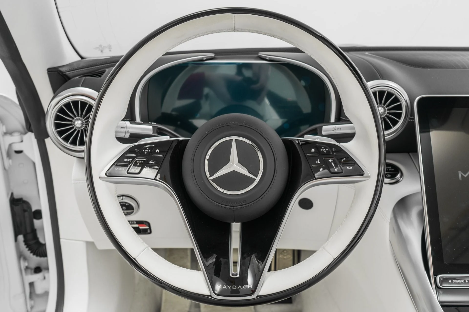 mph014_2220506148_Used_2026_Mercedes_Benz_Maybach_SL_680_Factory_Matte_Paint_Extremely_Low_Miles_1771434800_1e685b989b