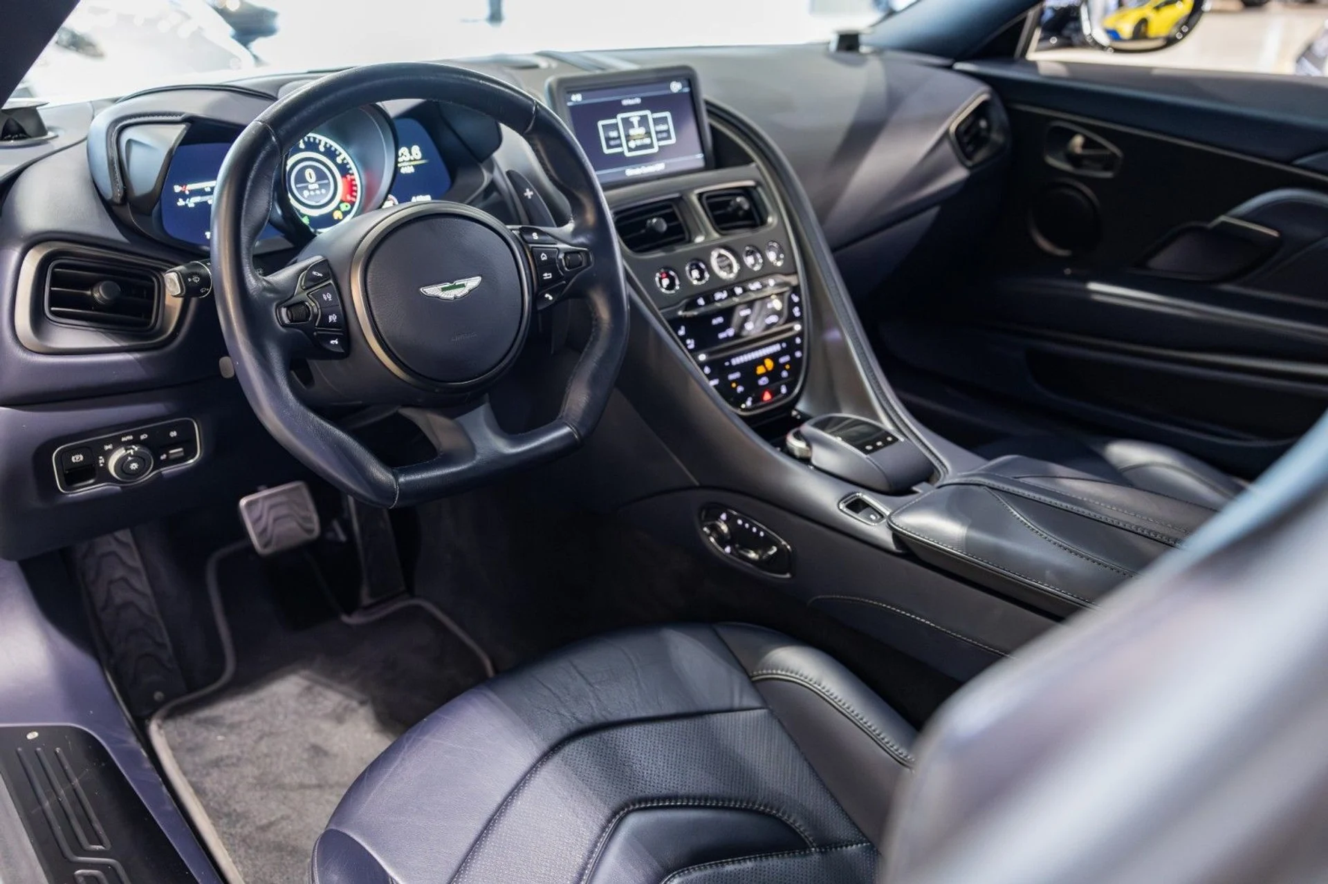 mph014_222435784_2_Q_f005497890