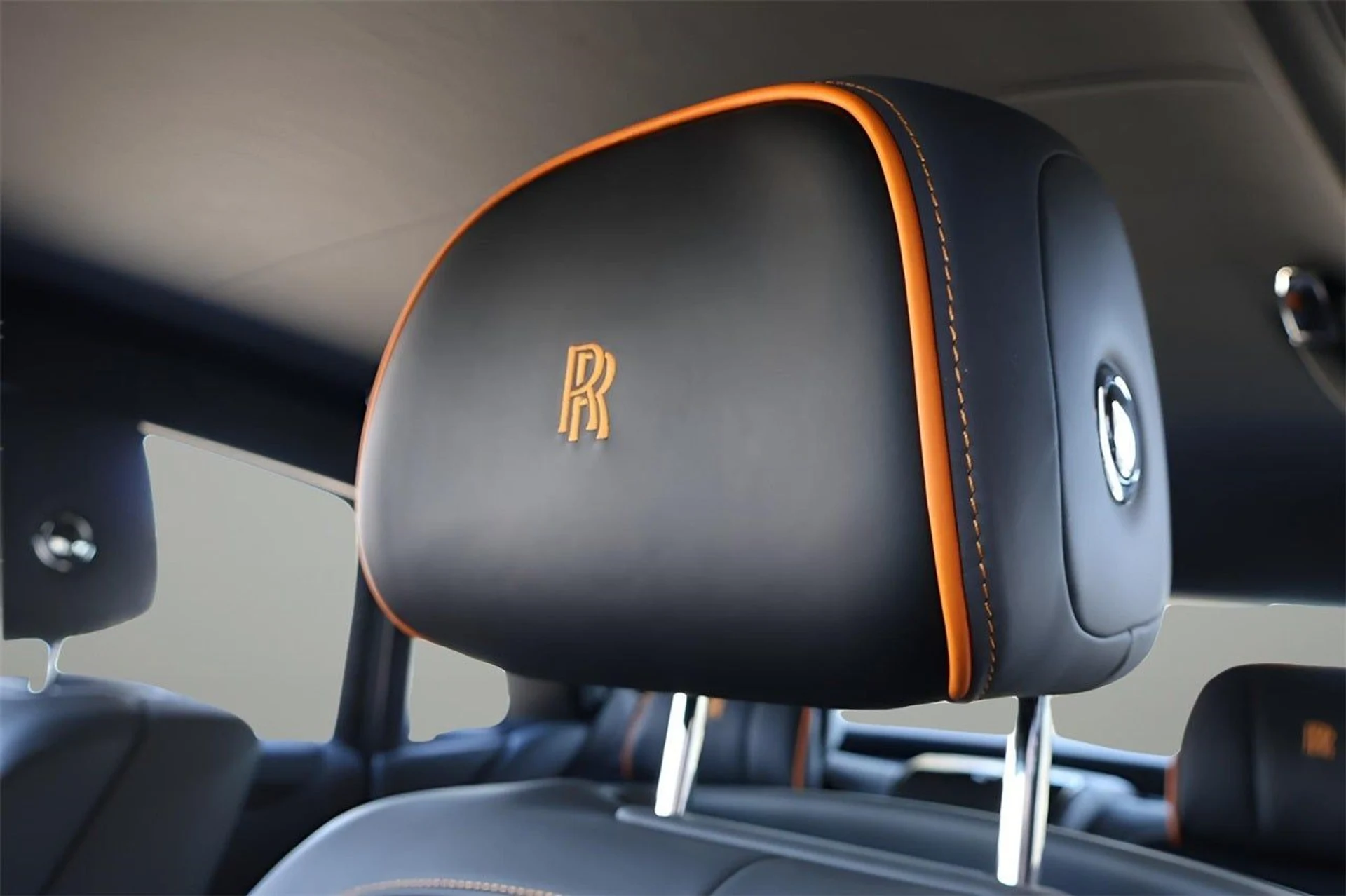 mph014_2224731396_15_9e45bdb4c0