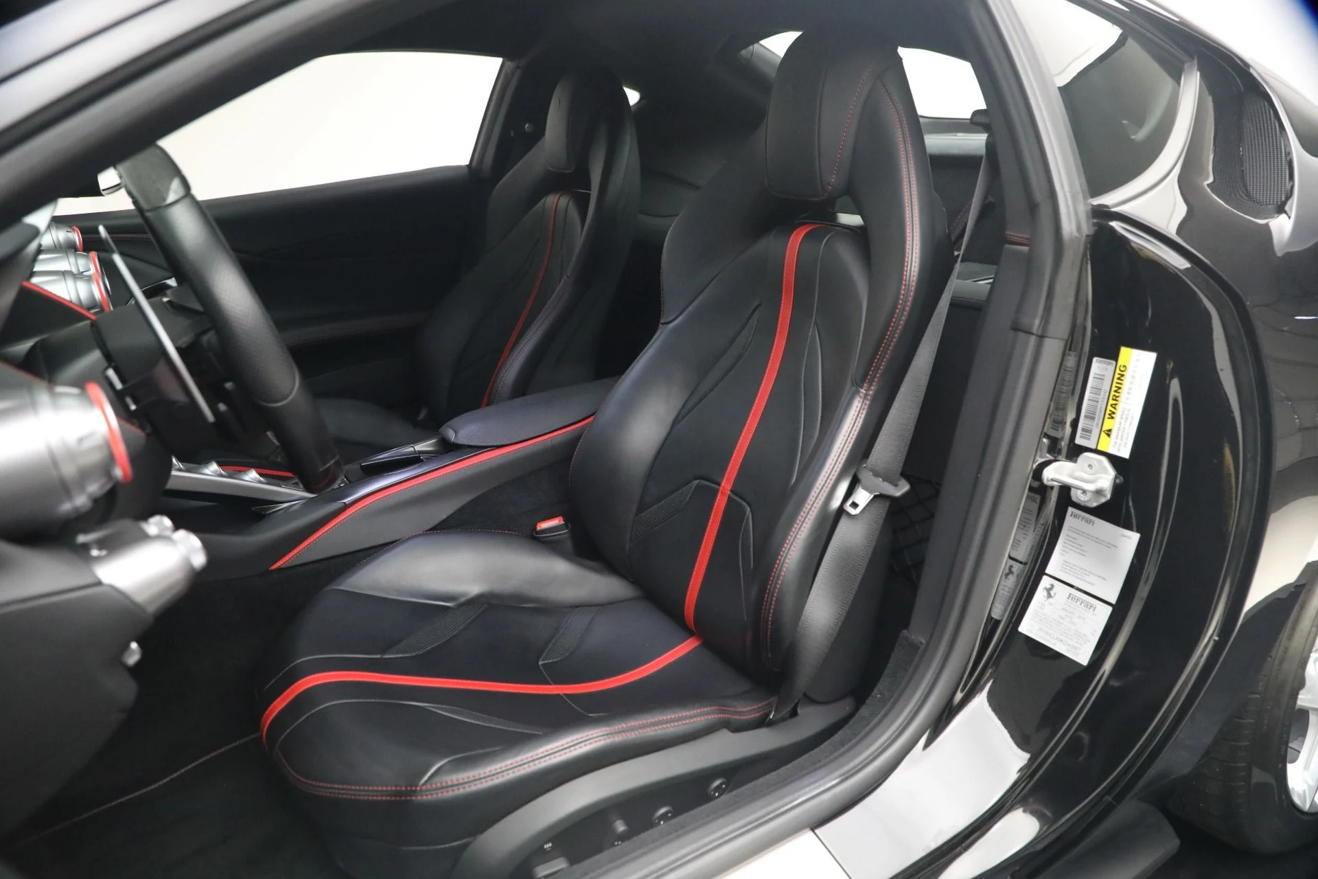 mph014_2232651704_Used_2019_Ferrari_812_Superfast_1776445925_952fb93b6f