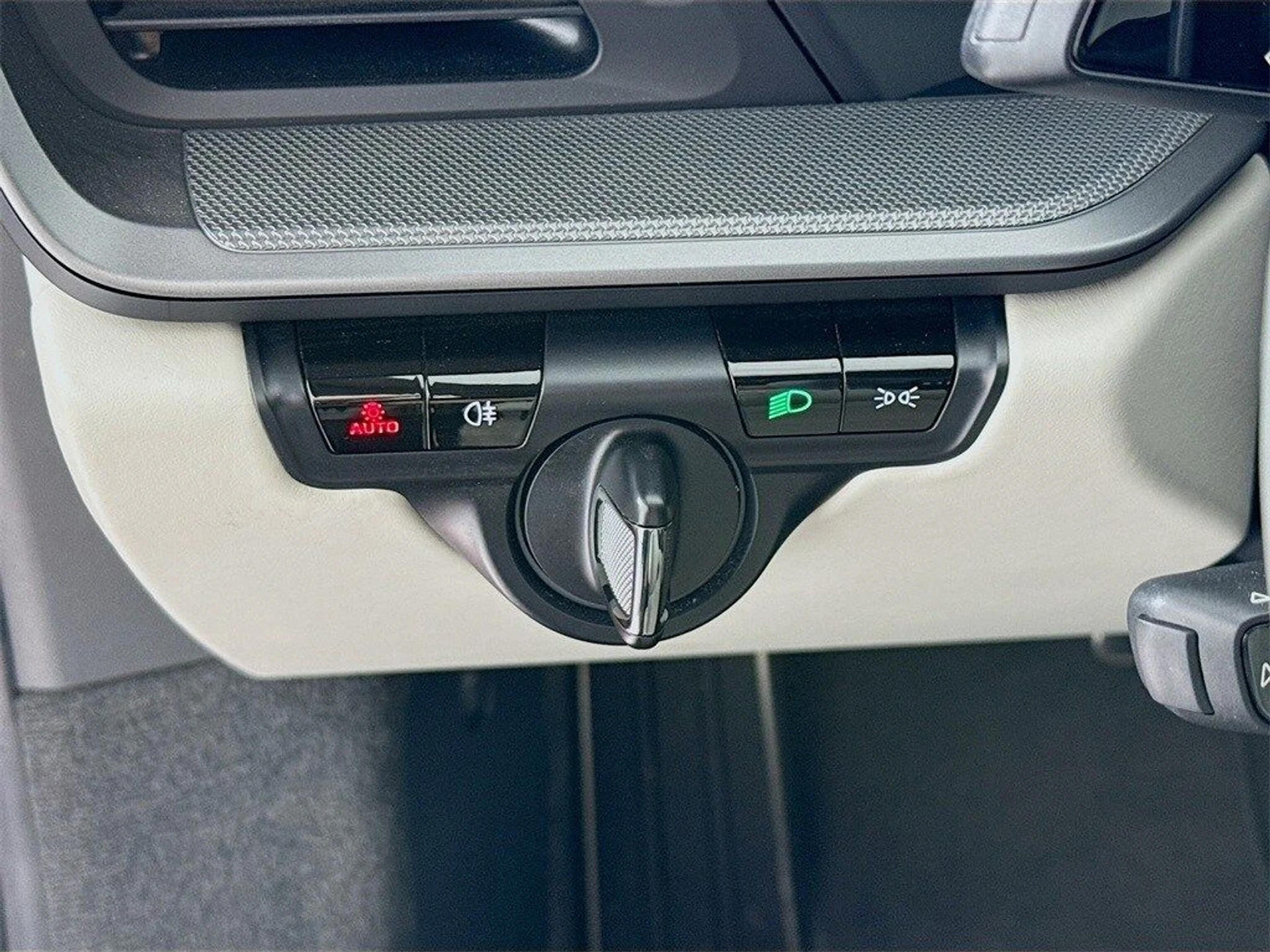 mph014_2234561145_788f5db09c32b744552e4cd04b2d9482x_07a974a92f