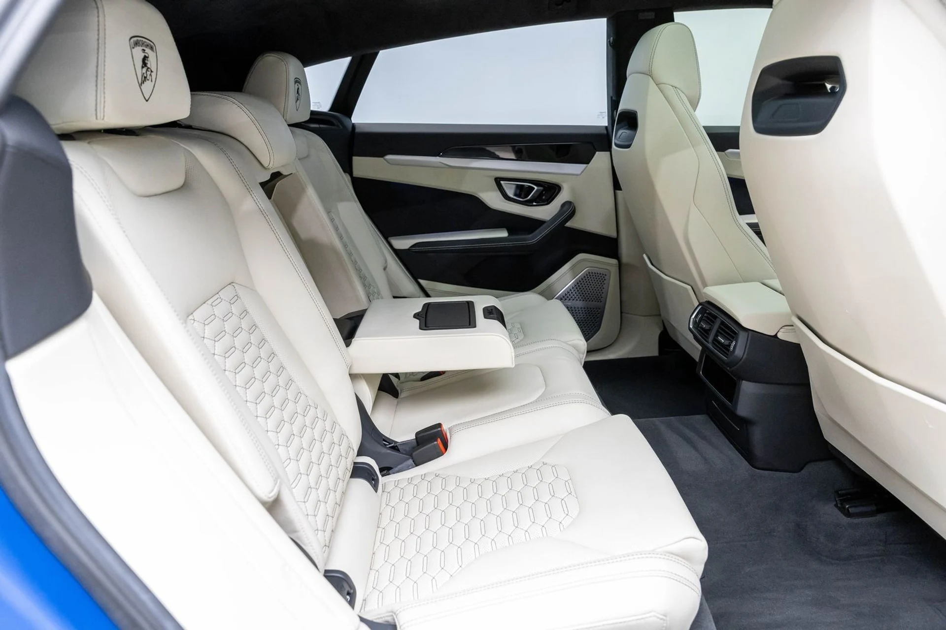 mph014_2234873766_15_4d4ded80c9