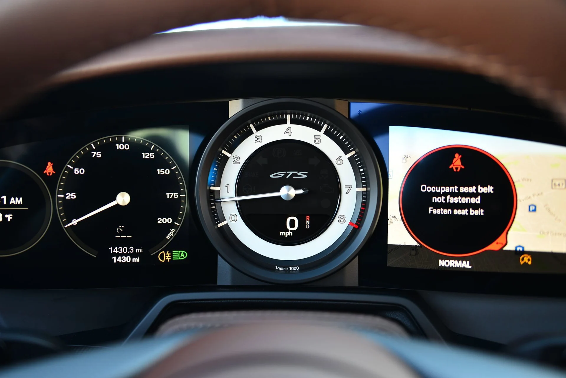 mph014_2235023615_7beafb6b5967bf6fe99e9d1e183520f5x_20975259d3