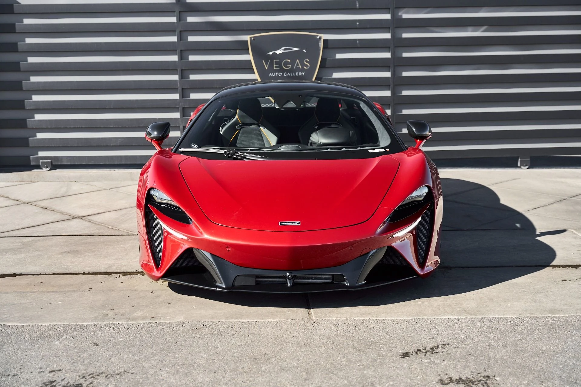 mph014_2242575852_Used_2023_Mc_Laren_Artura_1770256415_361ef2bf2d