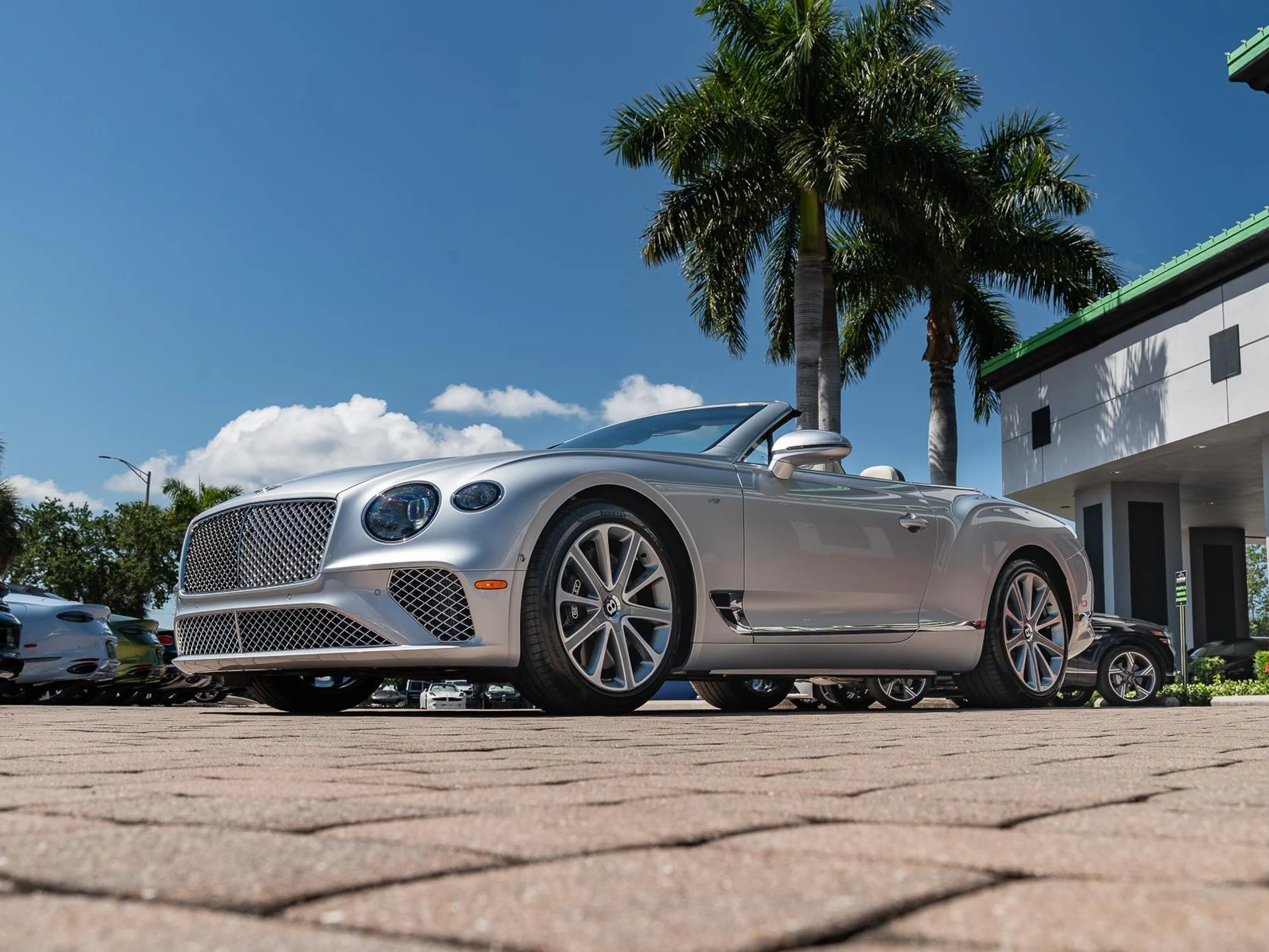 mph014_224345265_Used_2022_Bentley_Continental_GTC_GT_V8_1777583140_b7539d0ea4