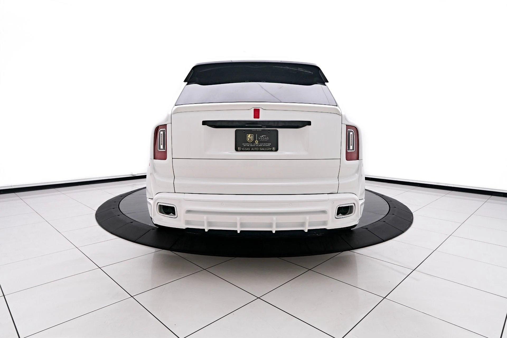 mph014_2244125307_Used_2021_Rolls_Royce_Cullinan_1753389372_4829d625da
