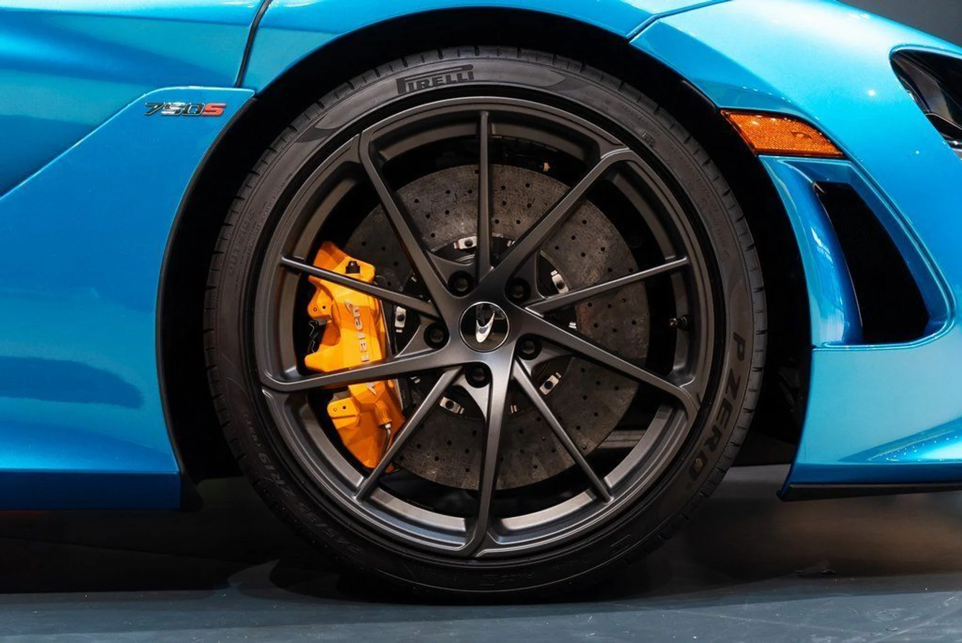 mph014_2244189327_4f028a7ff011900e736b06be48d46536_462b308754