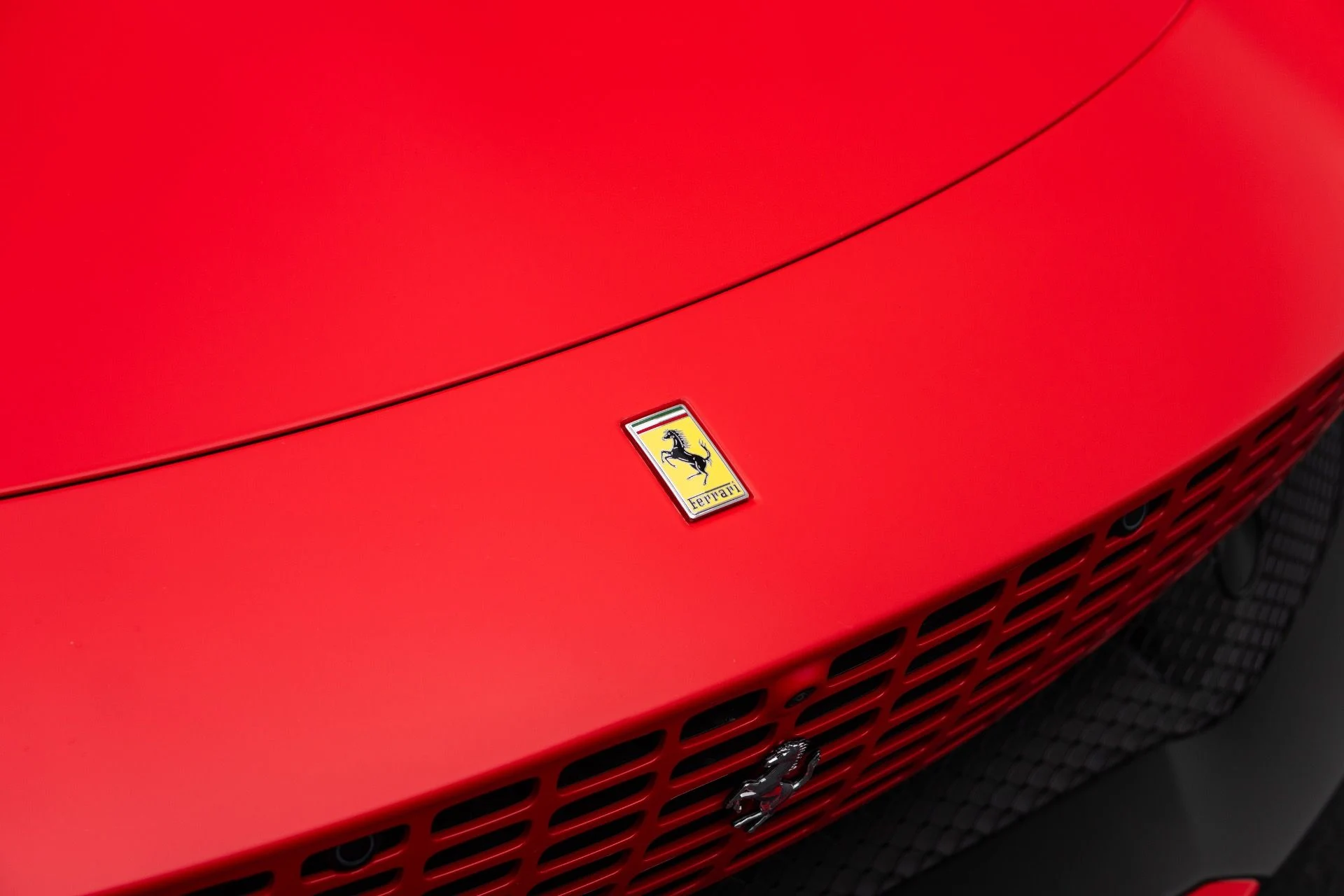 mph014_2248393667_Used_2023_Ferrari_Roma_1777005512_d7a692ec1b