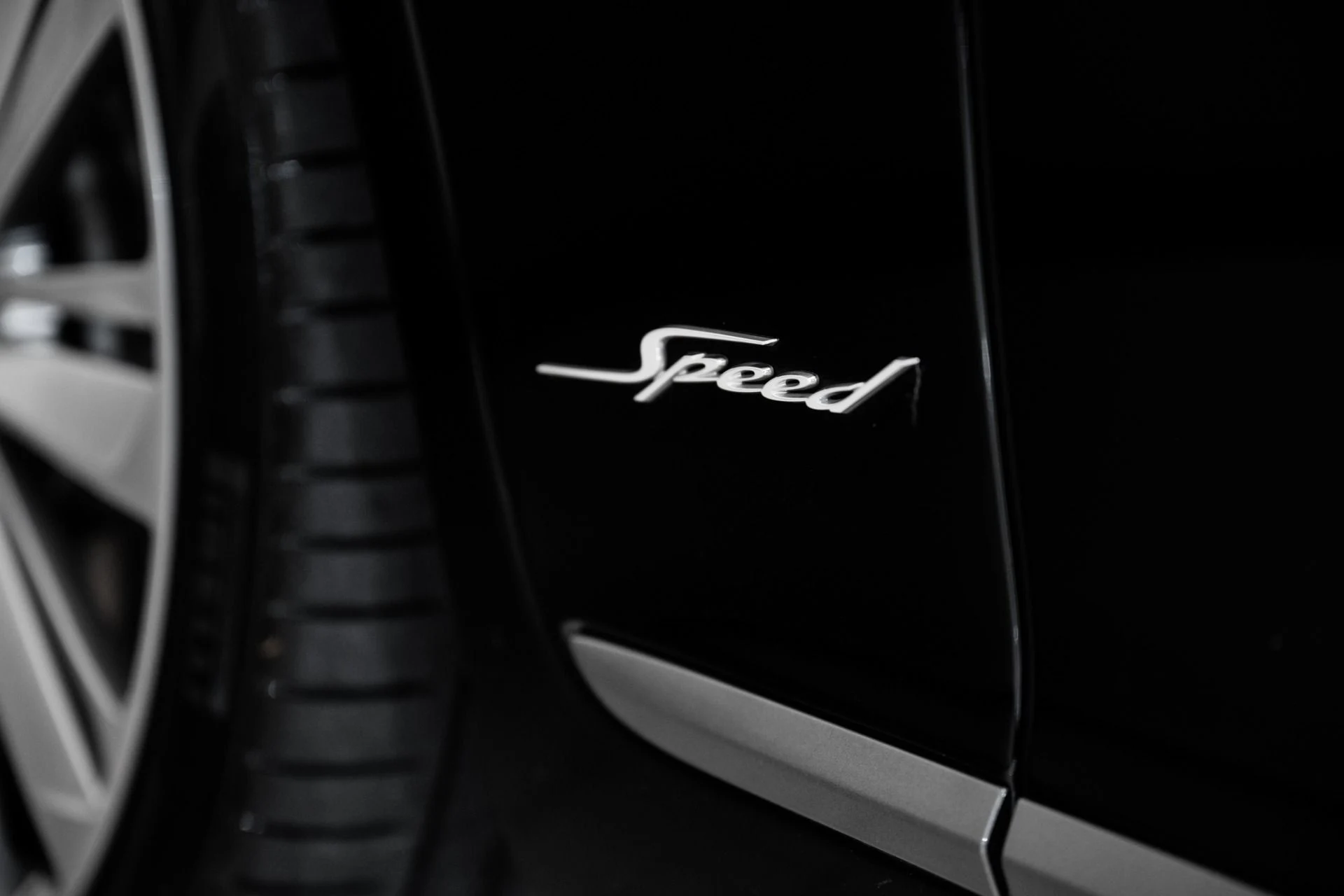 mph014_2250711281_Used_2024_Bentley_Flying_Spur_Speed_1756911756_256a224a12