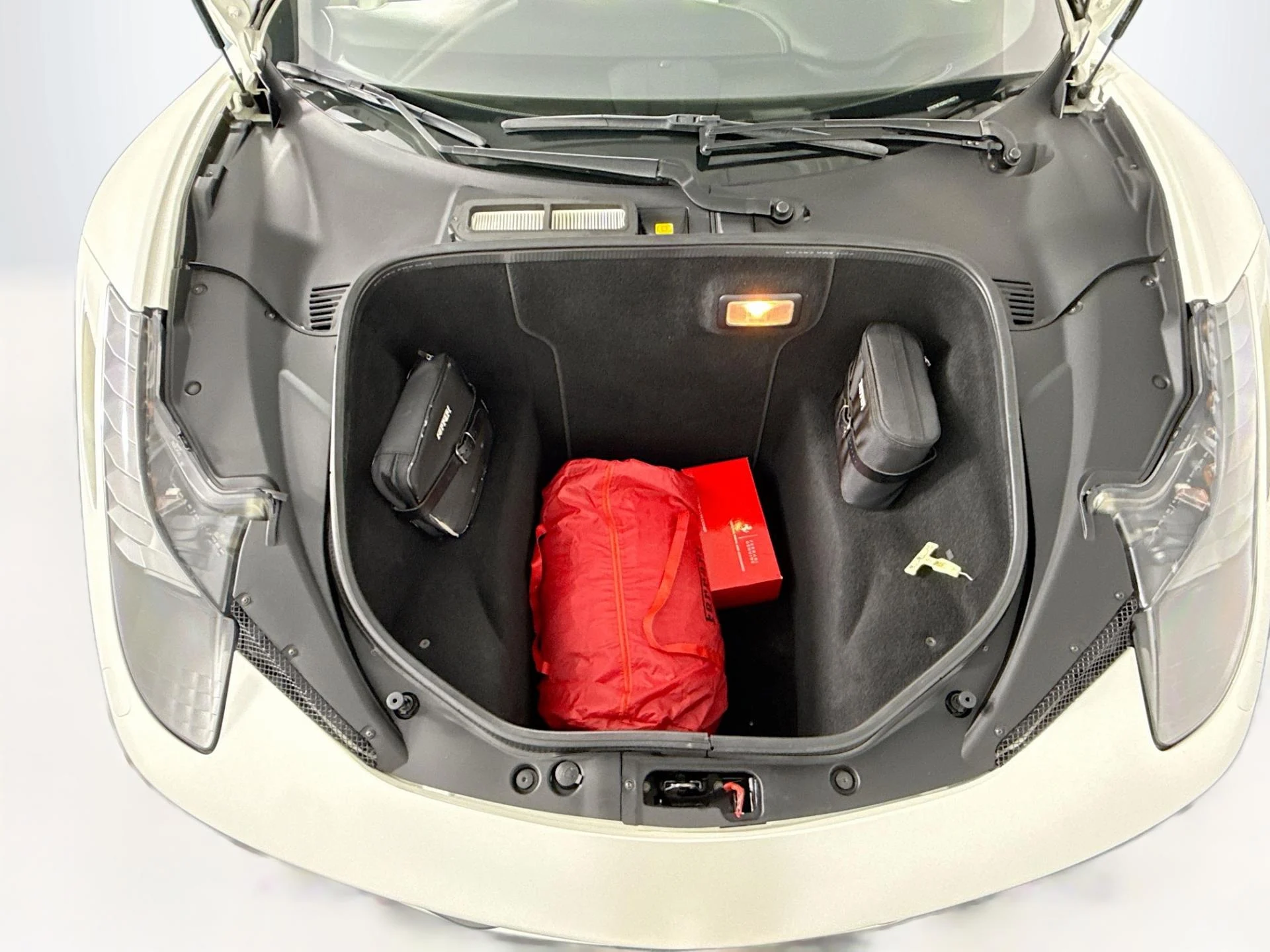 mph014_2255672947_Used_2010_Ferrari_458_Italia_1784741779_46201de37e