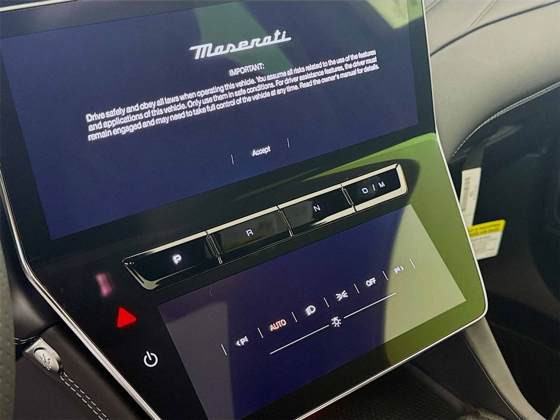 mph014_2260637751_ecaeca8b3f59811a8638d46c1cde46e0x_97383373c9