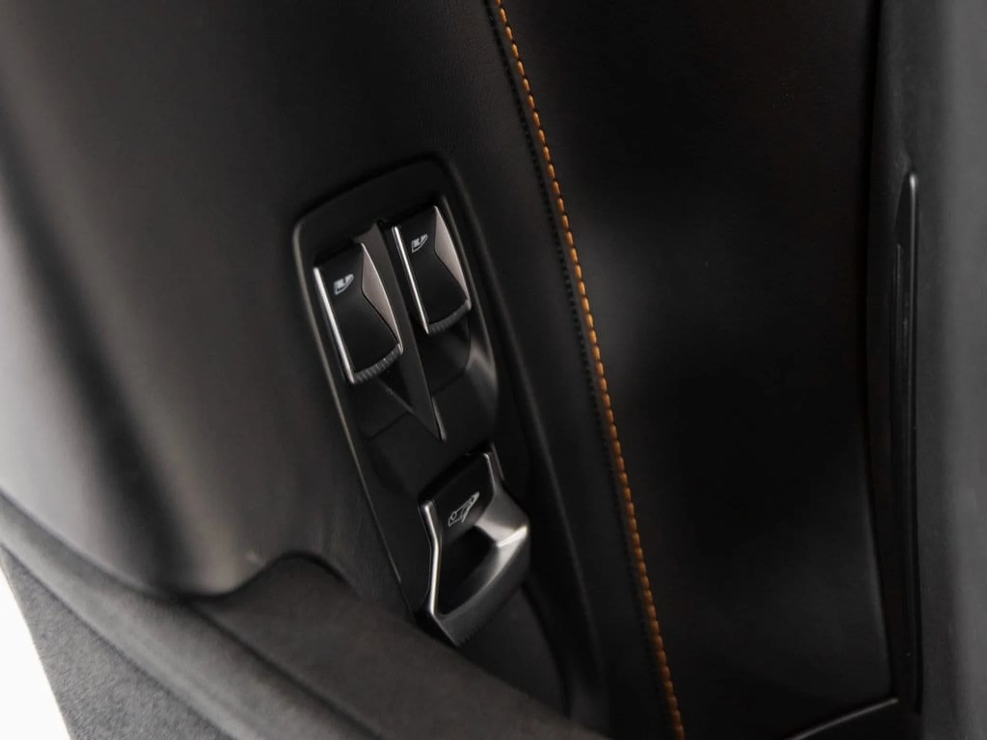 mph014_226457649_c82dcd027ff1f9e87d2f2d4a83943b4bx_5f3f966b53